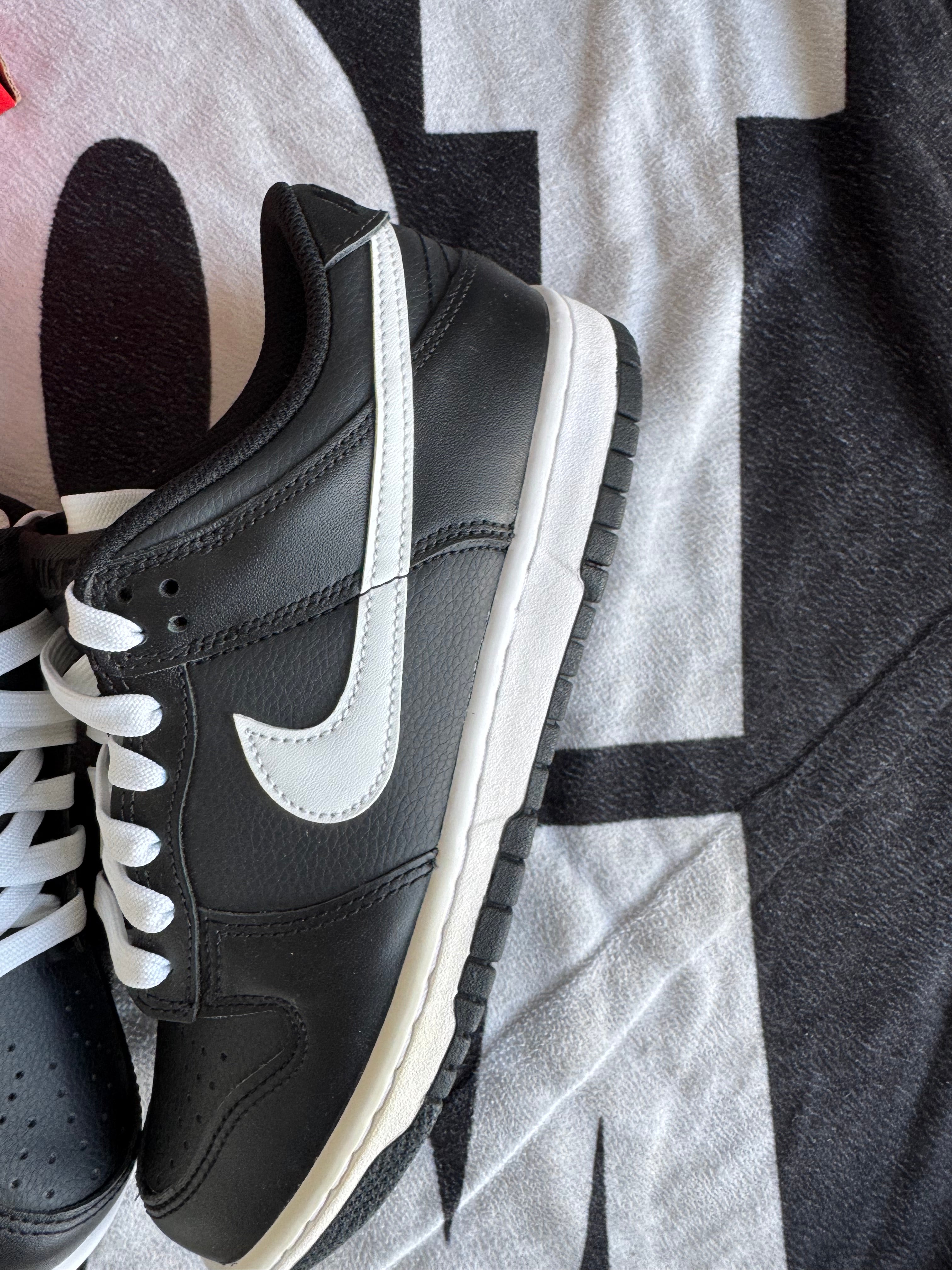 Nike Dunk Low Black Panda 2.0 (Taille 39)