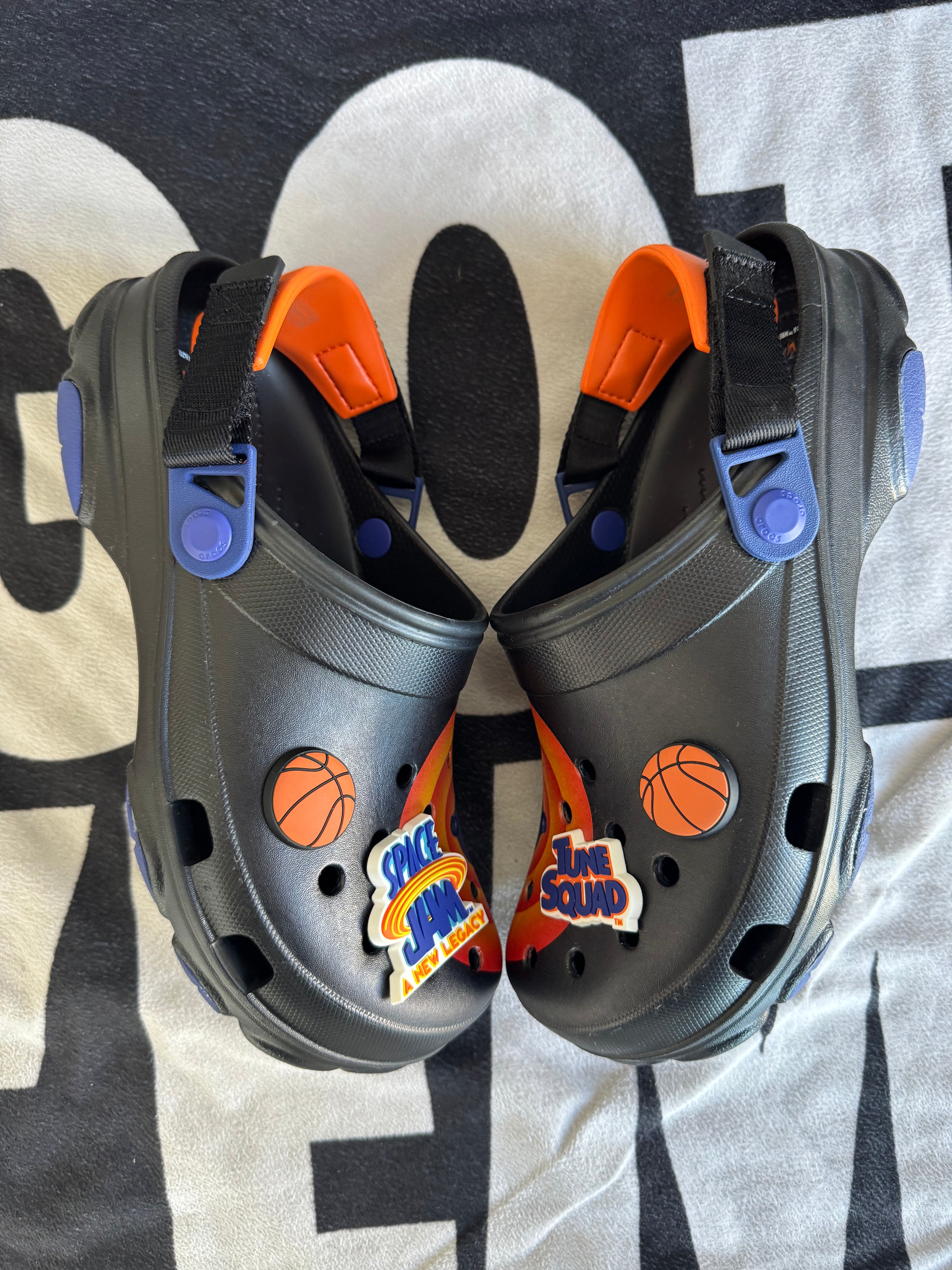 Crocs Classic All-Terrain Clog Space Jam (Taille 42)