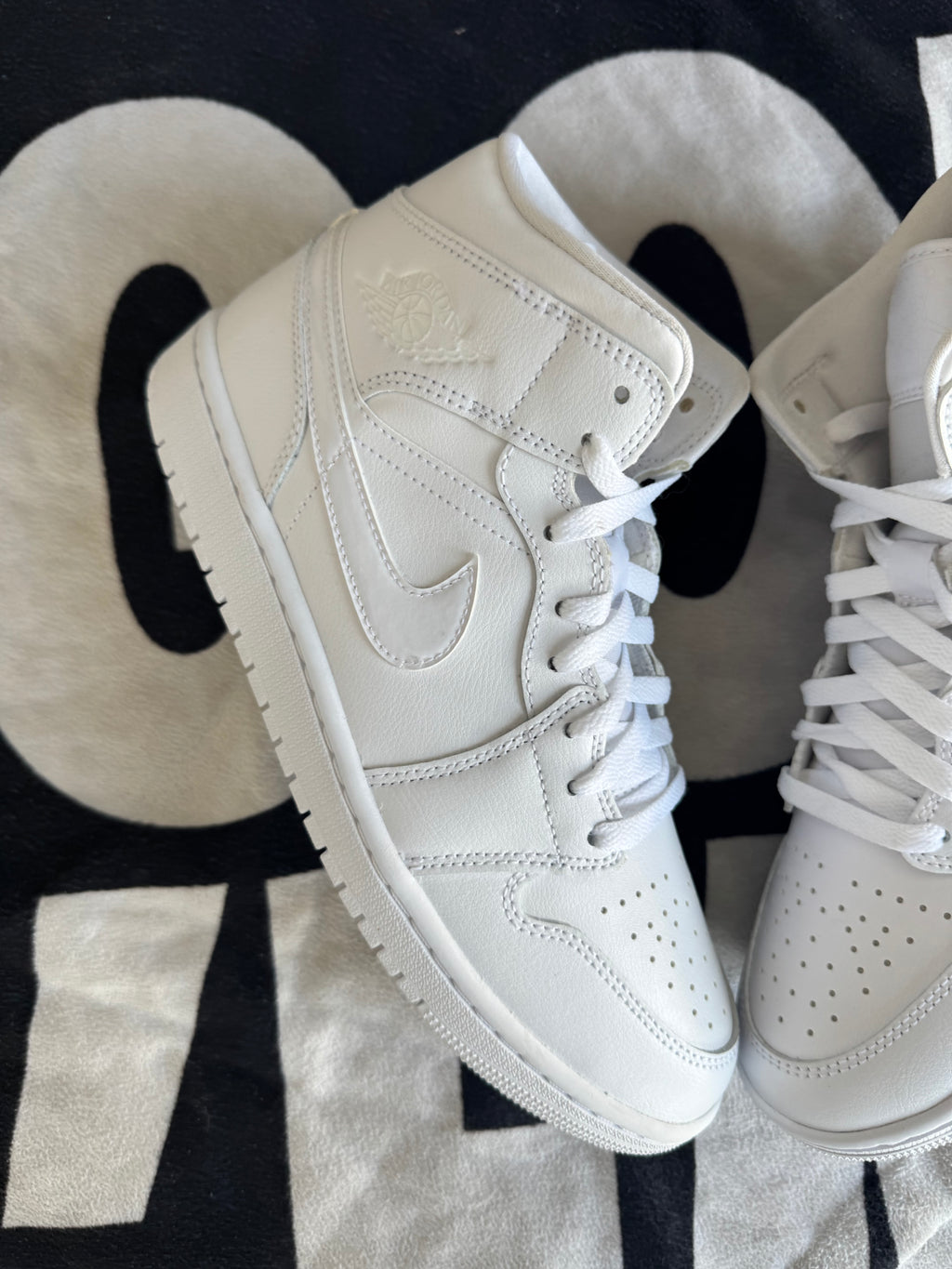 Jordan Mid Triple White 2022 (Taille 42)