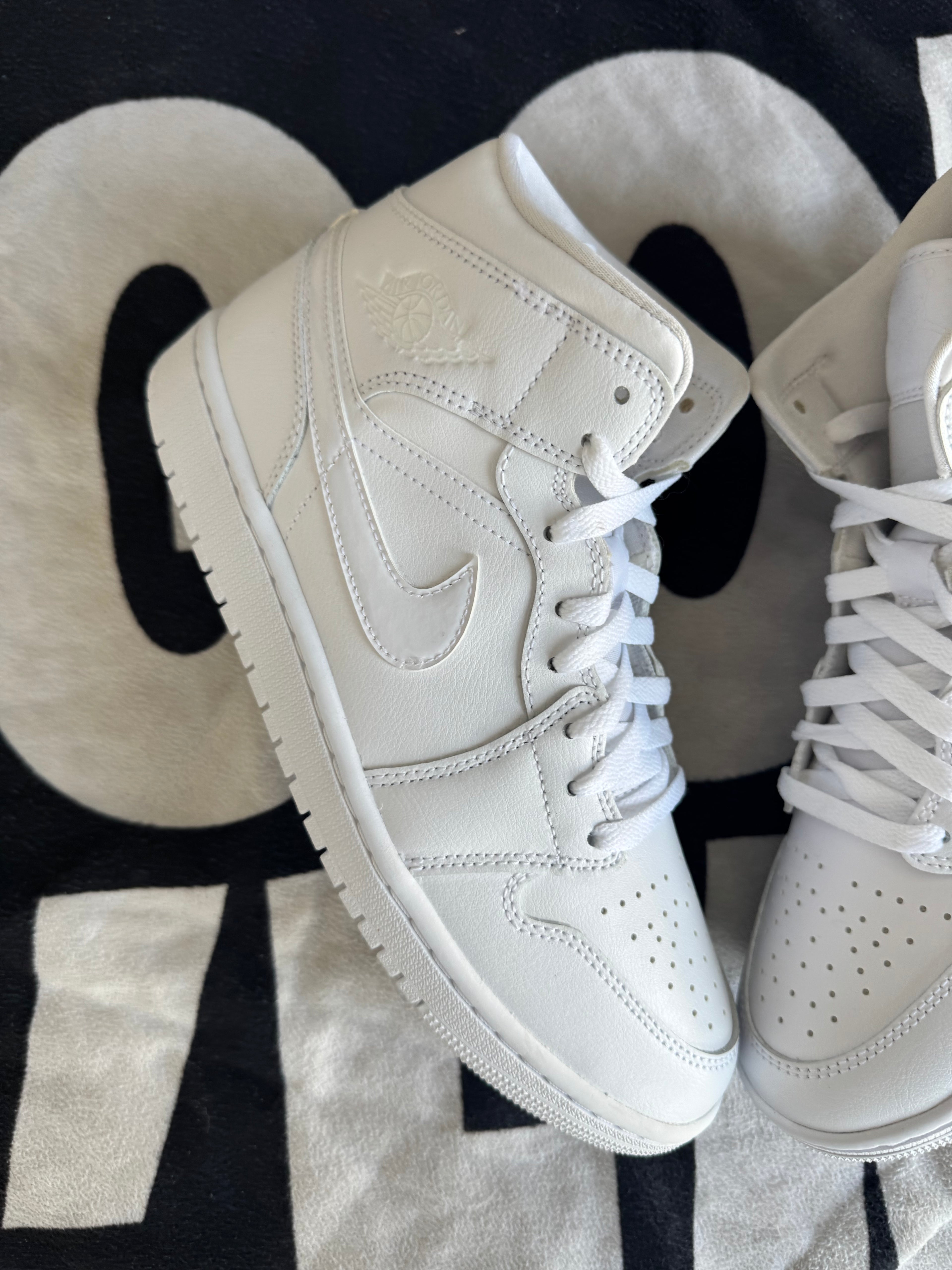 Jordan Mid Triple White 2022 (Taille 42)