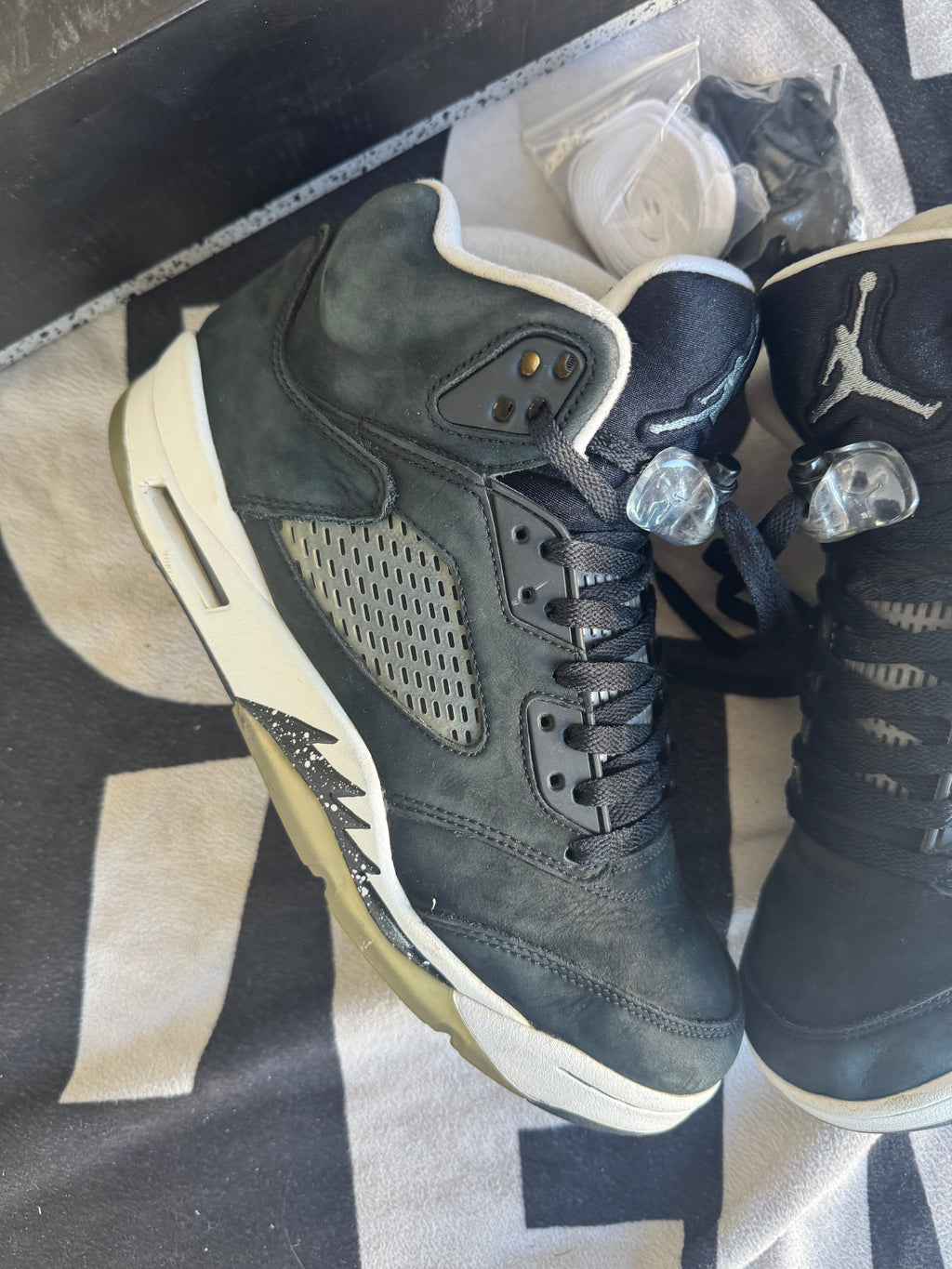 Jordan 5 Moonlight 2021 (Taille 42)