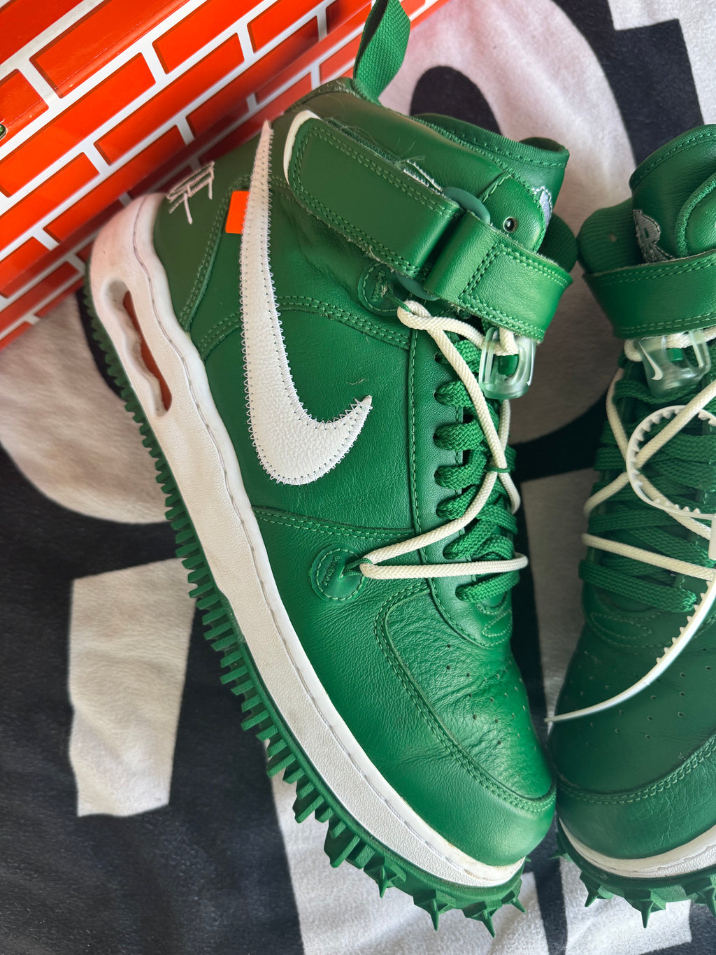 Nike Air Force 1 Mid Off-White Pine Green (Taille 46)