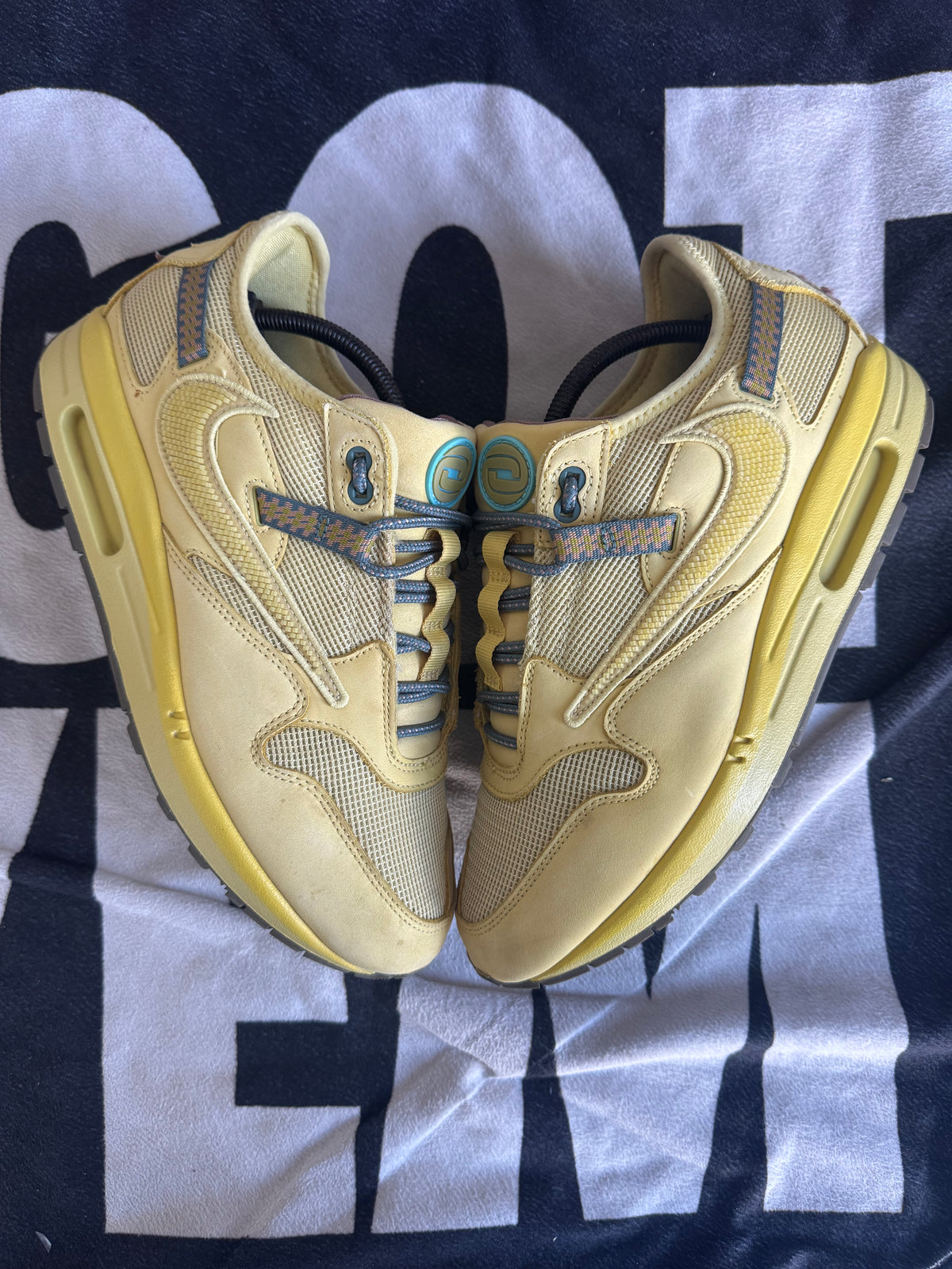 Nike Air Max 1 Travis Scott Cactus Jack Saturn Gold (Taille 44)