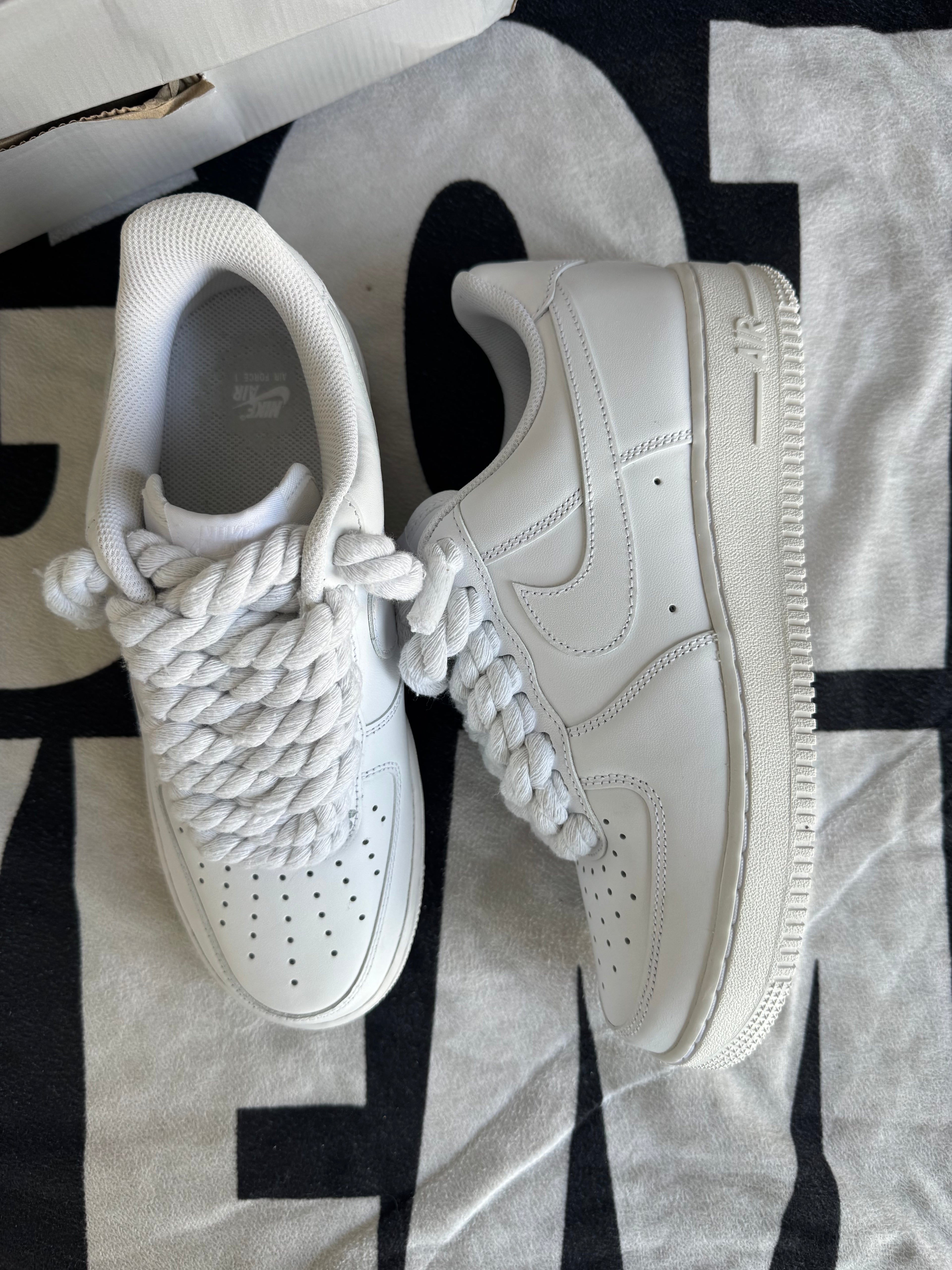 Air Force One White Big Laces White (Taille 41)