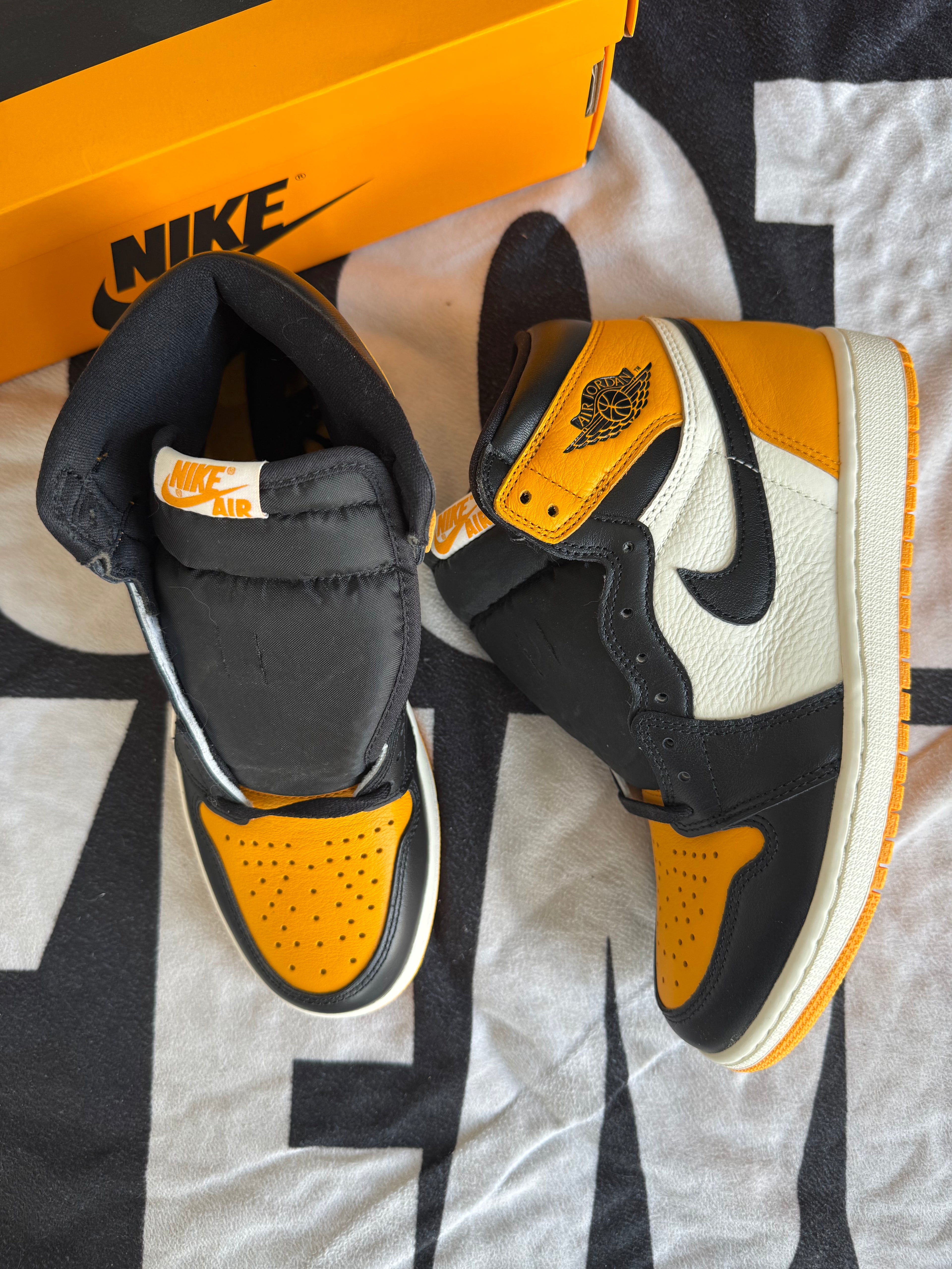 Jordan 1 High Taxi (Taille 42)