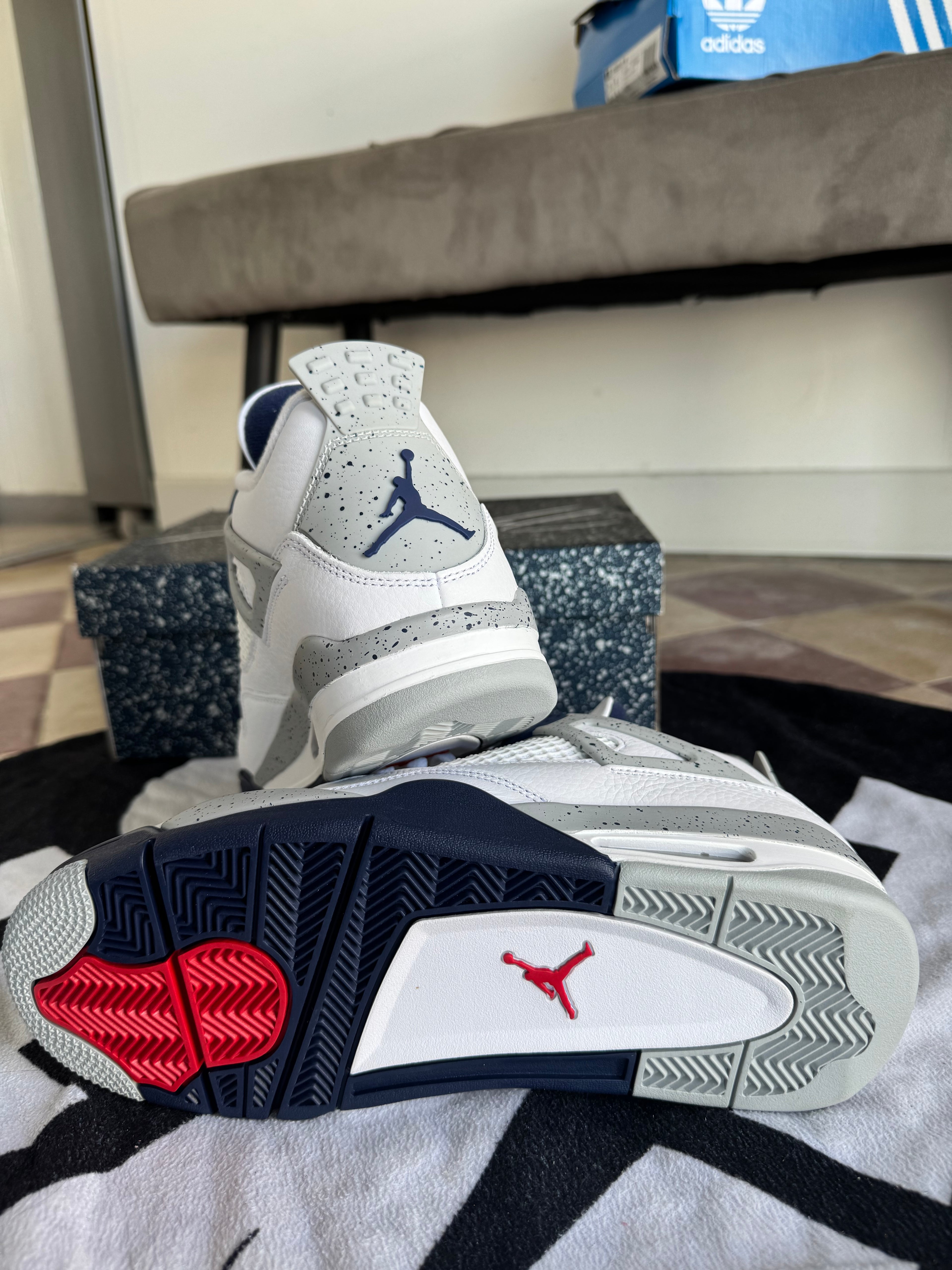 Jordan 4 Retro Midnight Navy (Taille 45.5)