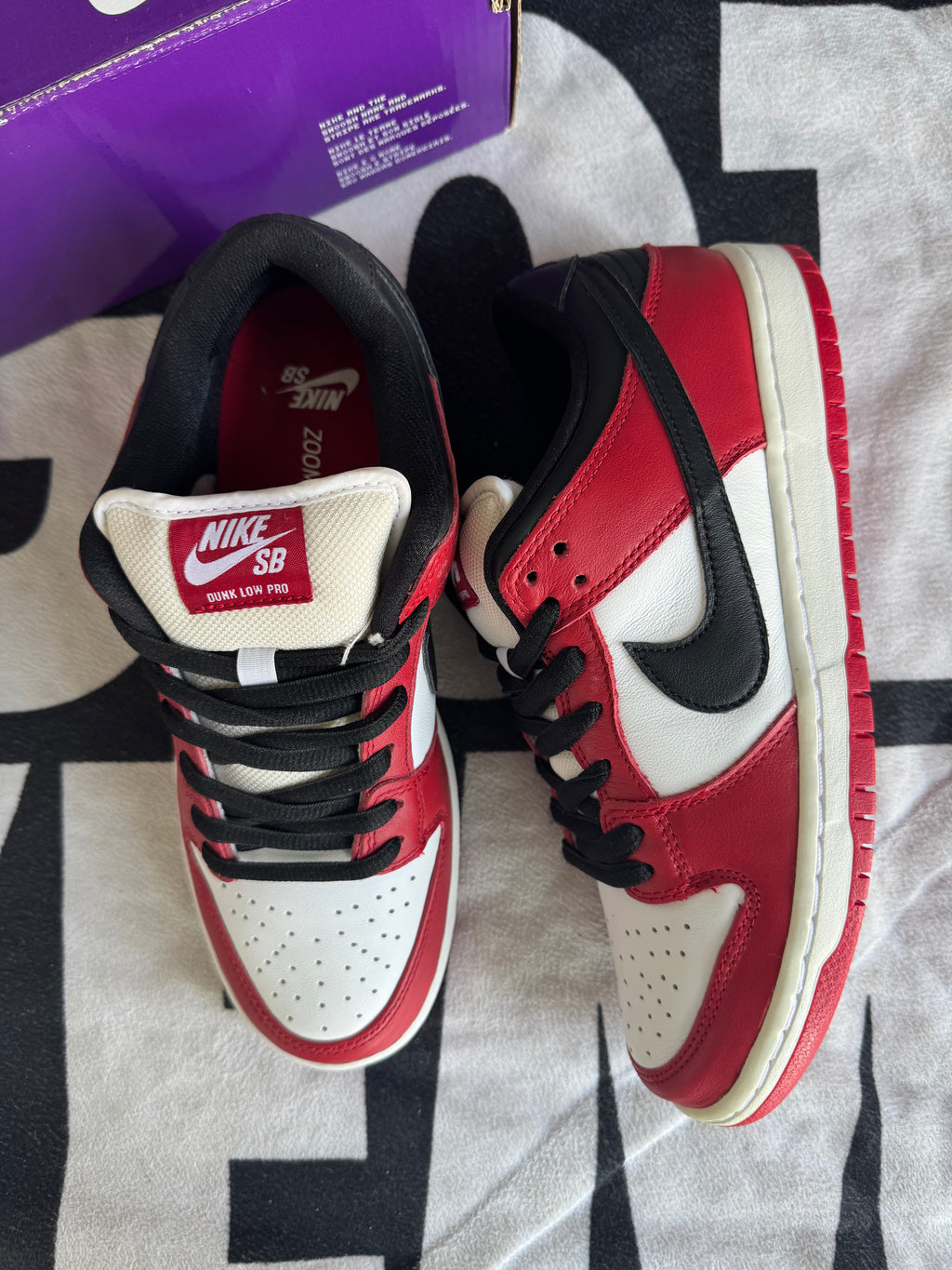 Nike SB Dunk Low Pro J-Pack Chicago (Taille 42)