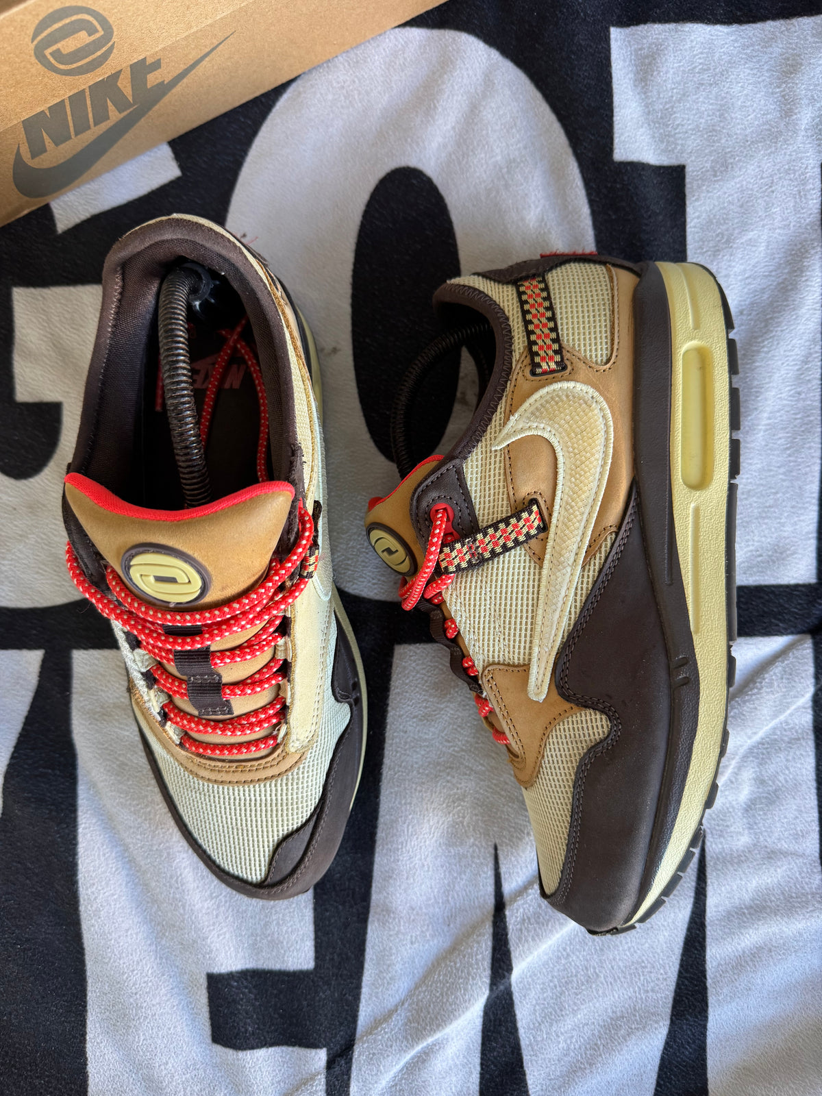Nike Air Max 1 Travis Scott Cactus Jack Baroque Brown (Taille 41)