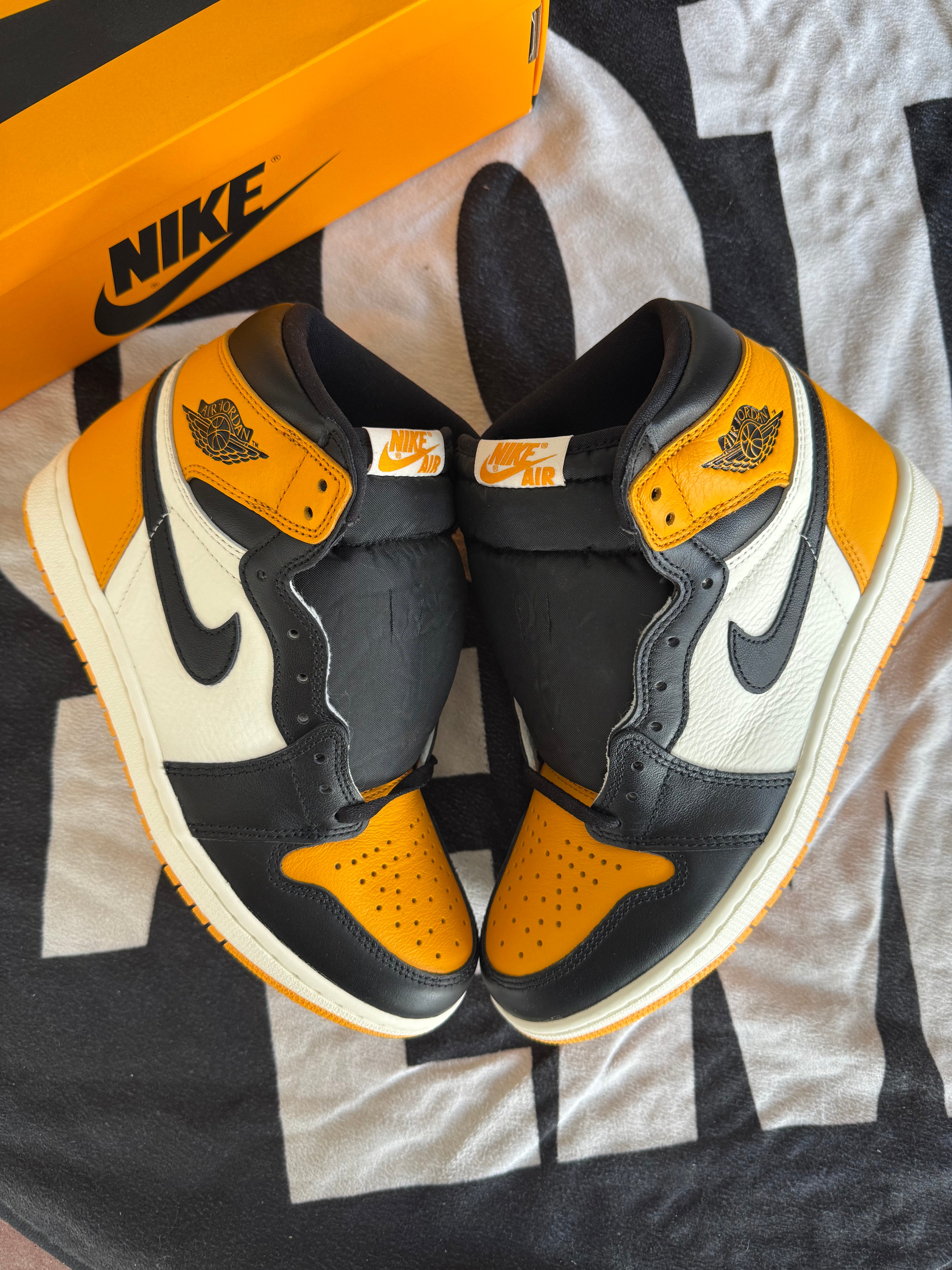 Jordan 1 High Taxi (Taille 42)