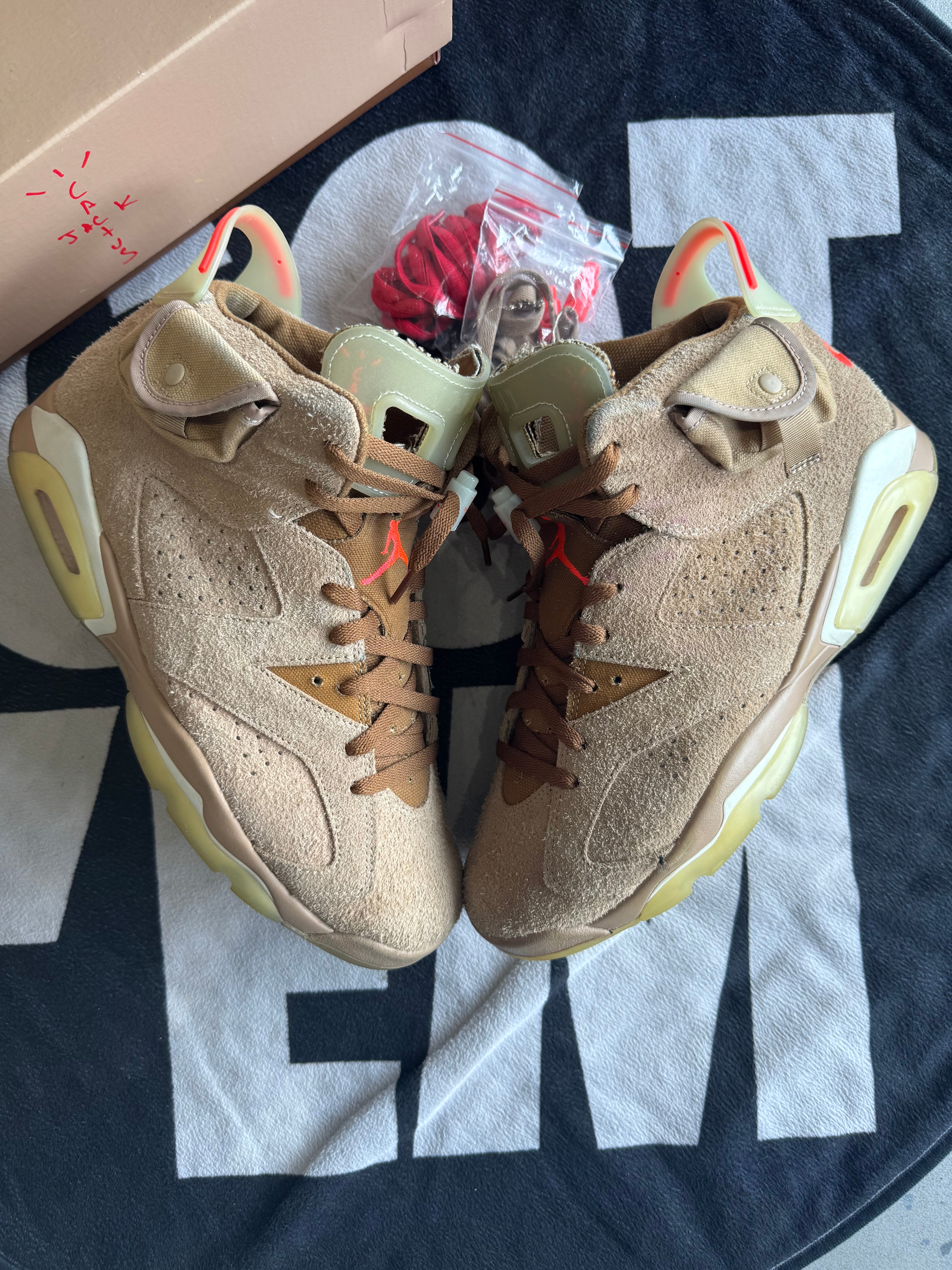 Jordan 6 Travis Scott British Khaki (Taille 45)