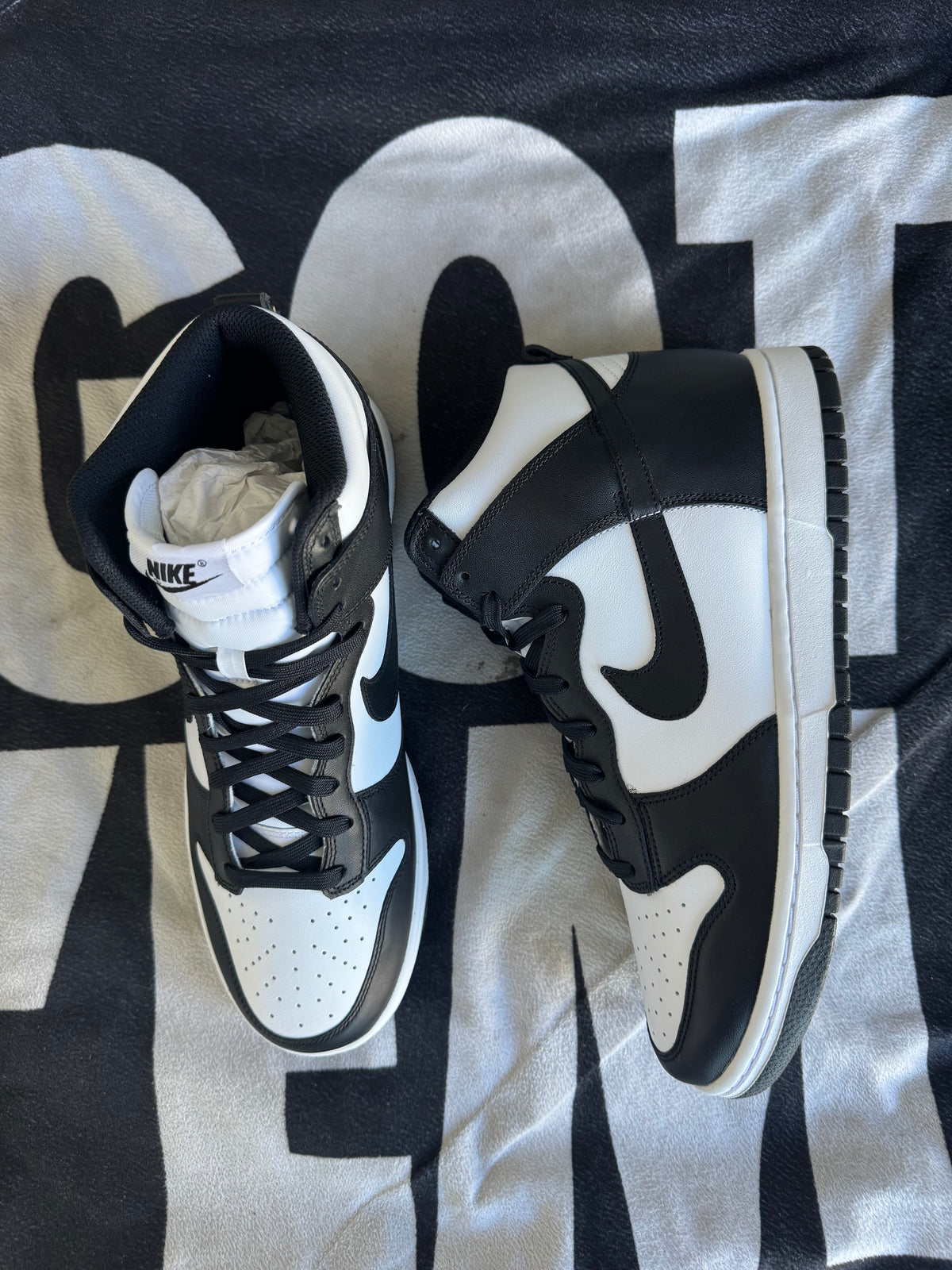 Nike Dunk High Panda Black White (Taille 45)