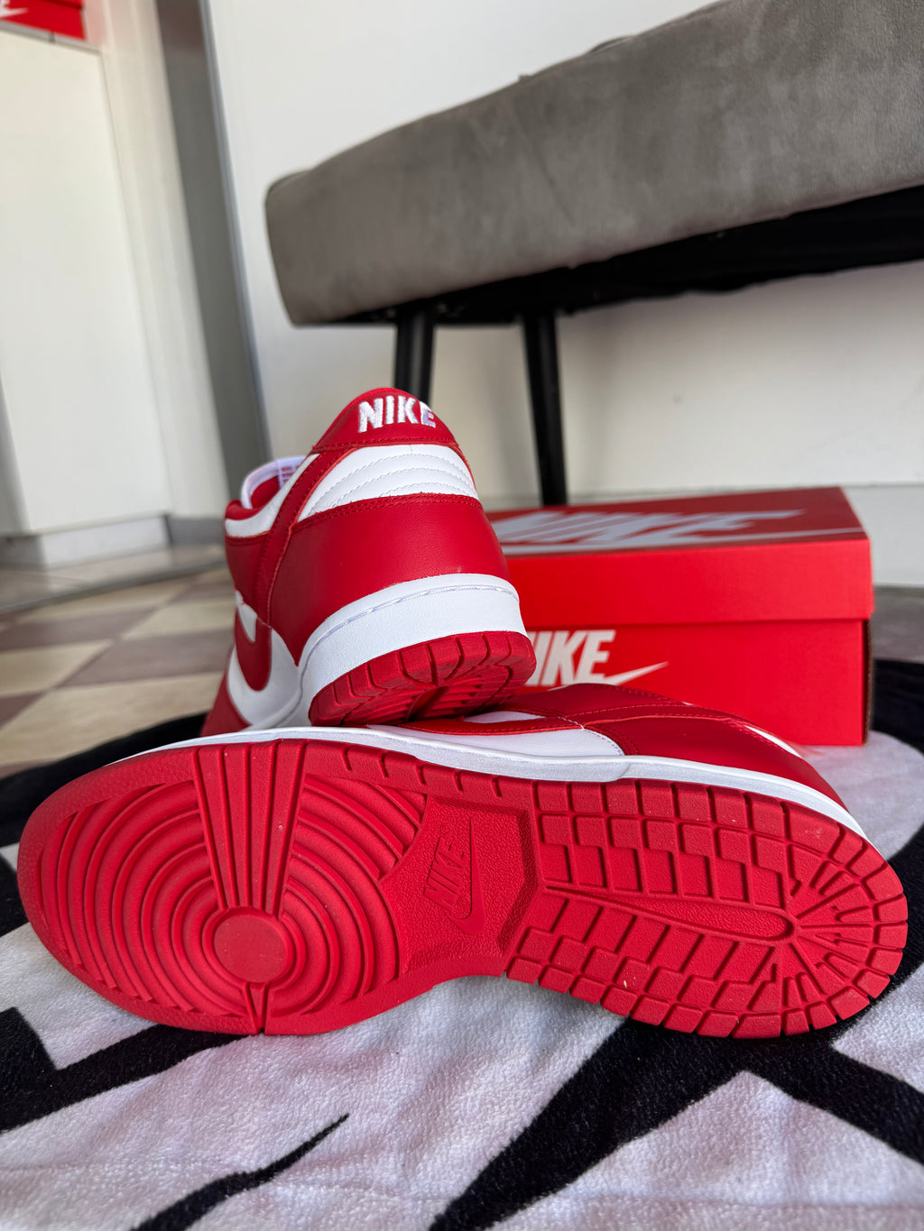 Nike Dunk Low University Red (Taille 44.5)