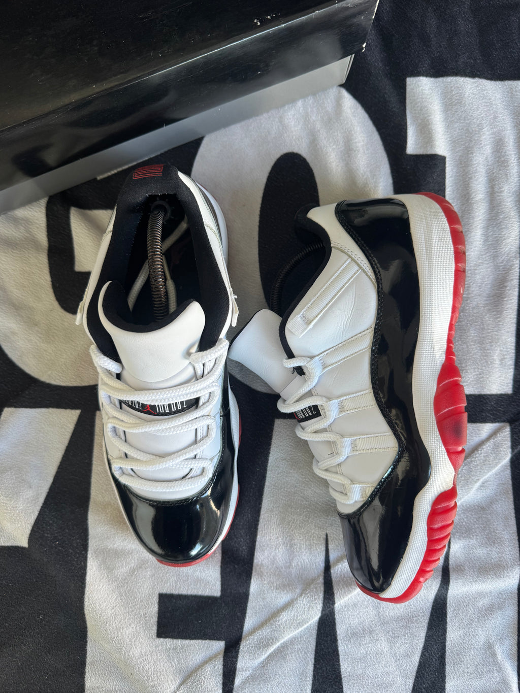 Jordan 11 Low Concord Bred (Taille 44)