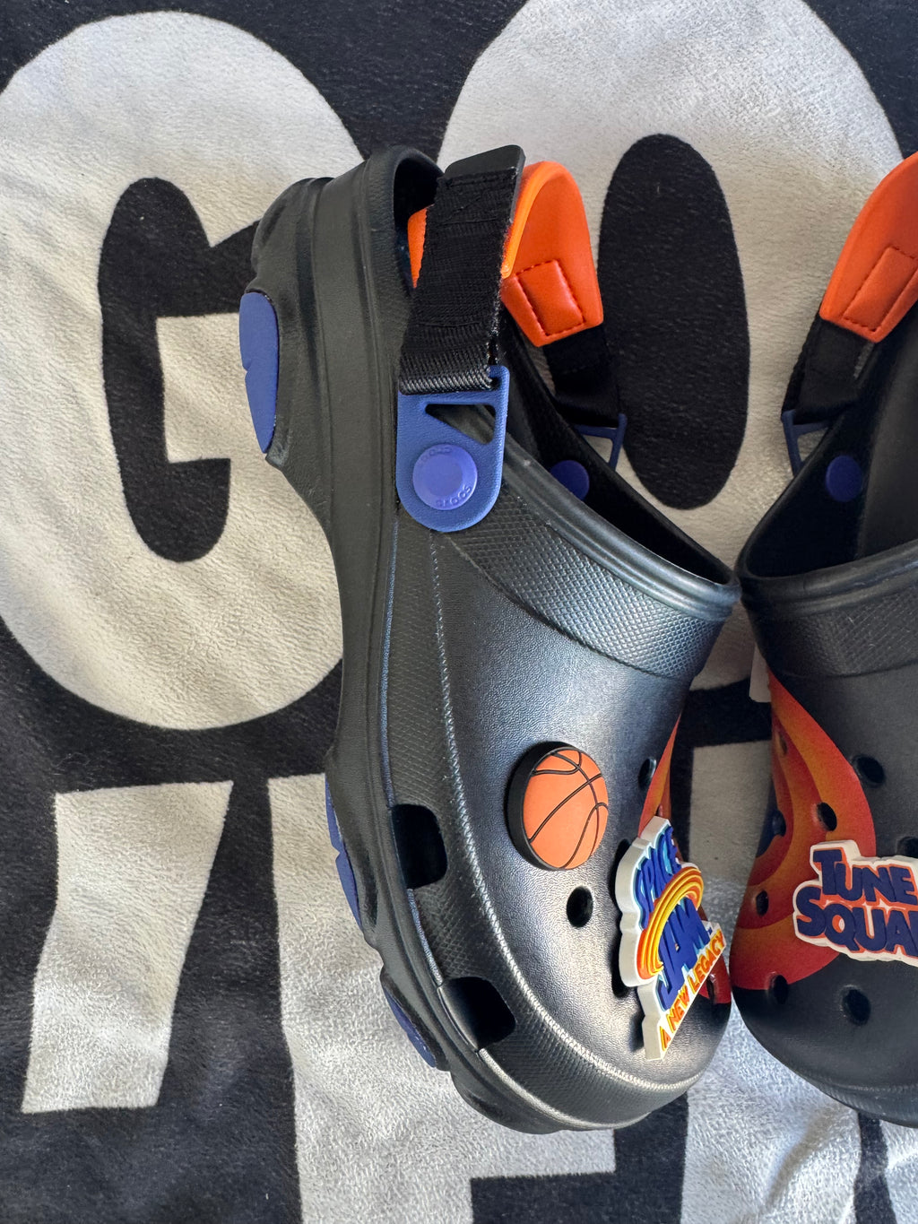 Crocs Classic All-Terrain Clog Space Jam (Taille 42)