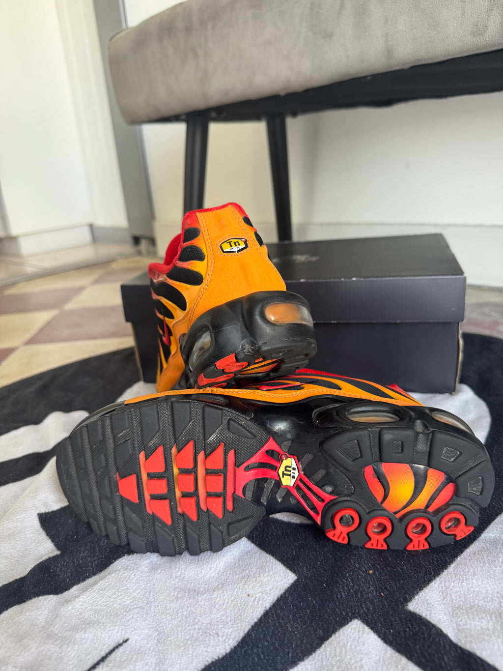 Nike Air Max Plus Volcano (Taille 40)
