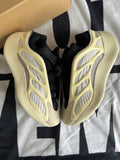 adidas Yeezy 700 V3 Azael (Taille 37 1/3)