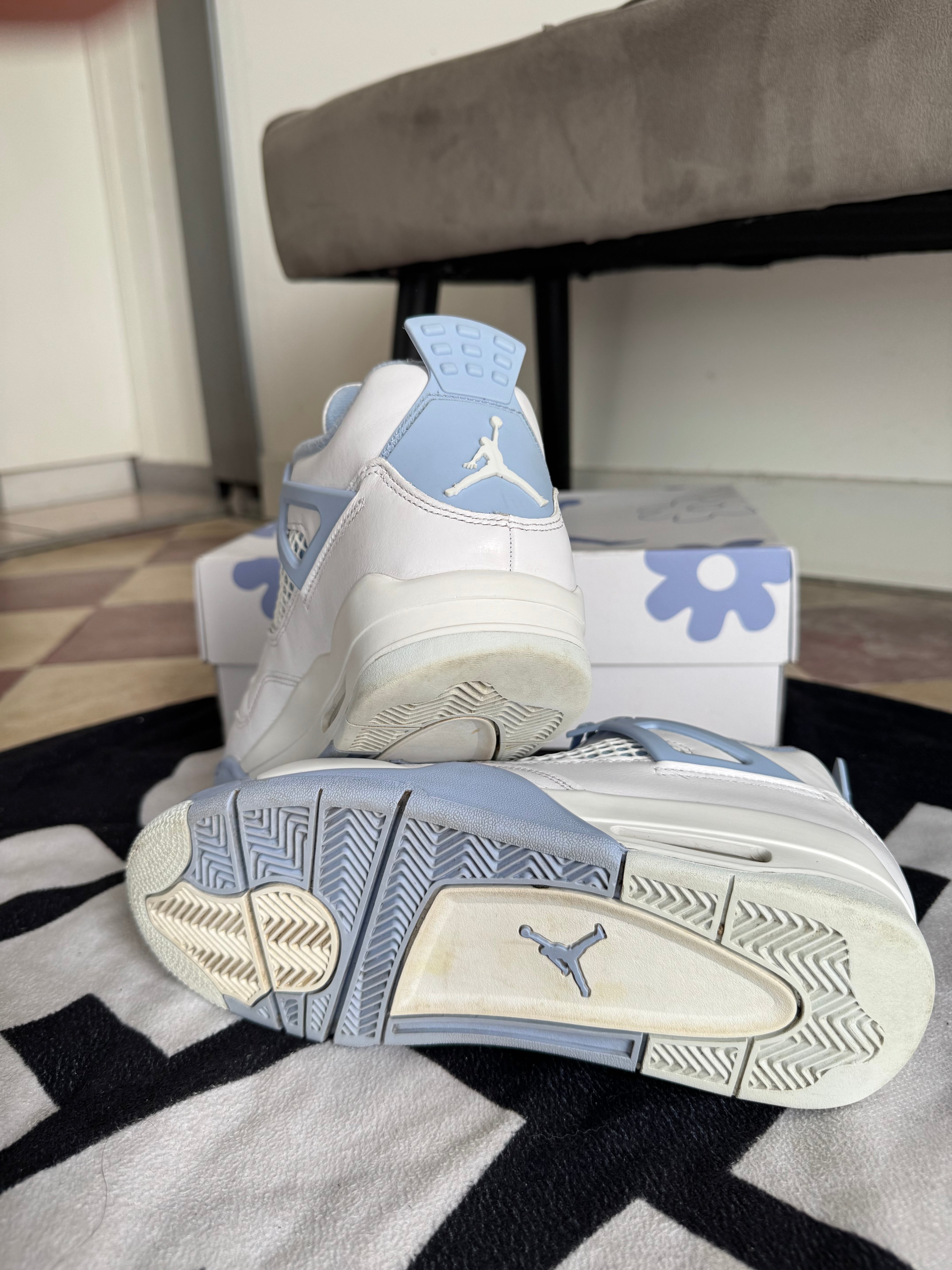 Jordan 4 Forget Me Not (Taille 41)