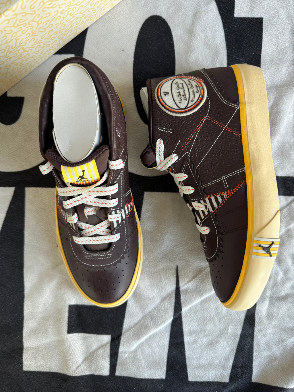 Jordan Series Mid Maison Chateau Rouge Brown (Taille 40)