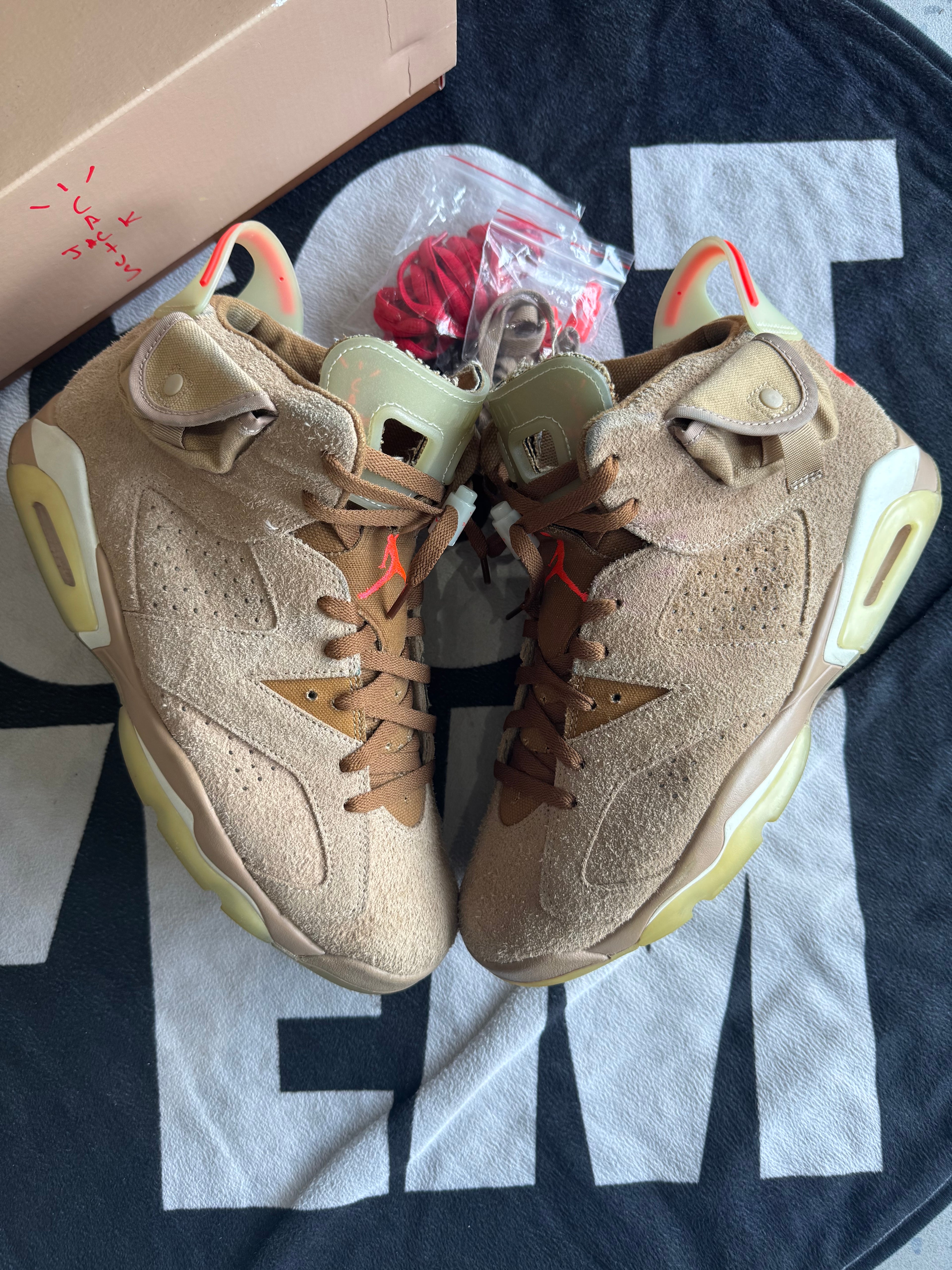 Jordan 6 Travis Scott British Khaki (Taille 45)