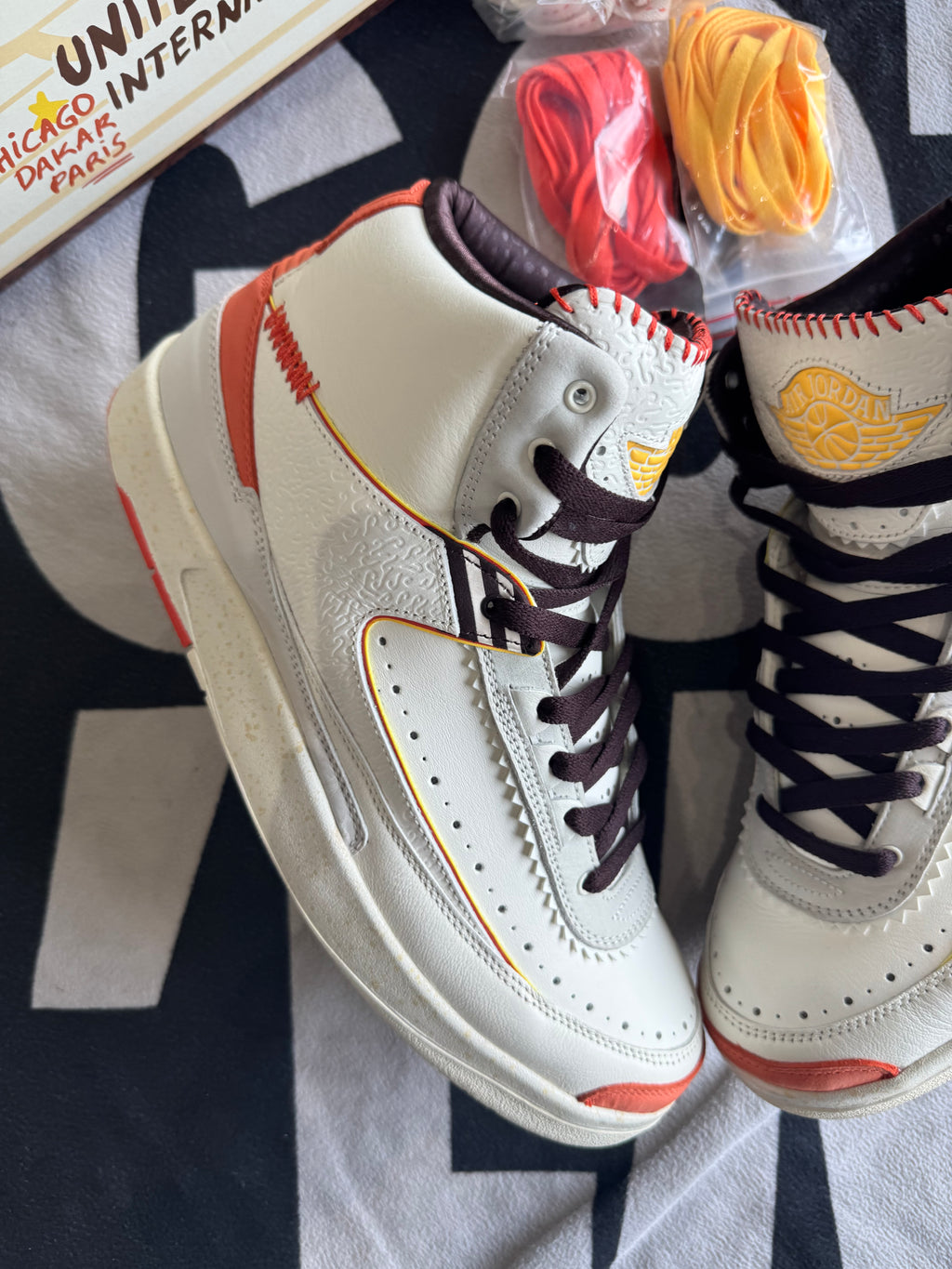 Jordan 2  Maison Chateau Rouge (Taille 45.5)