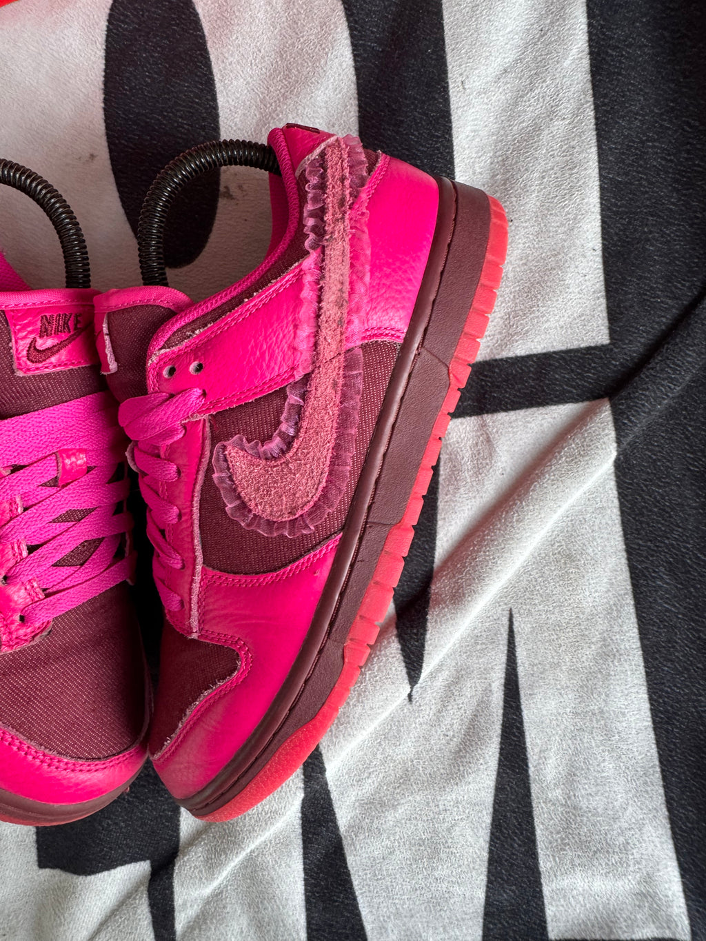Nike Dunk Low Valentine's Day 2022 (Taille 38.5)