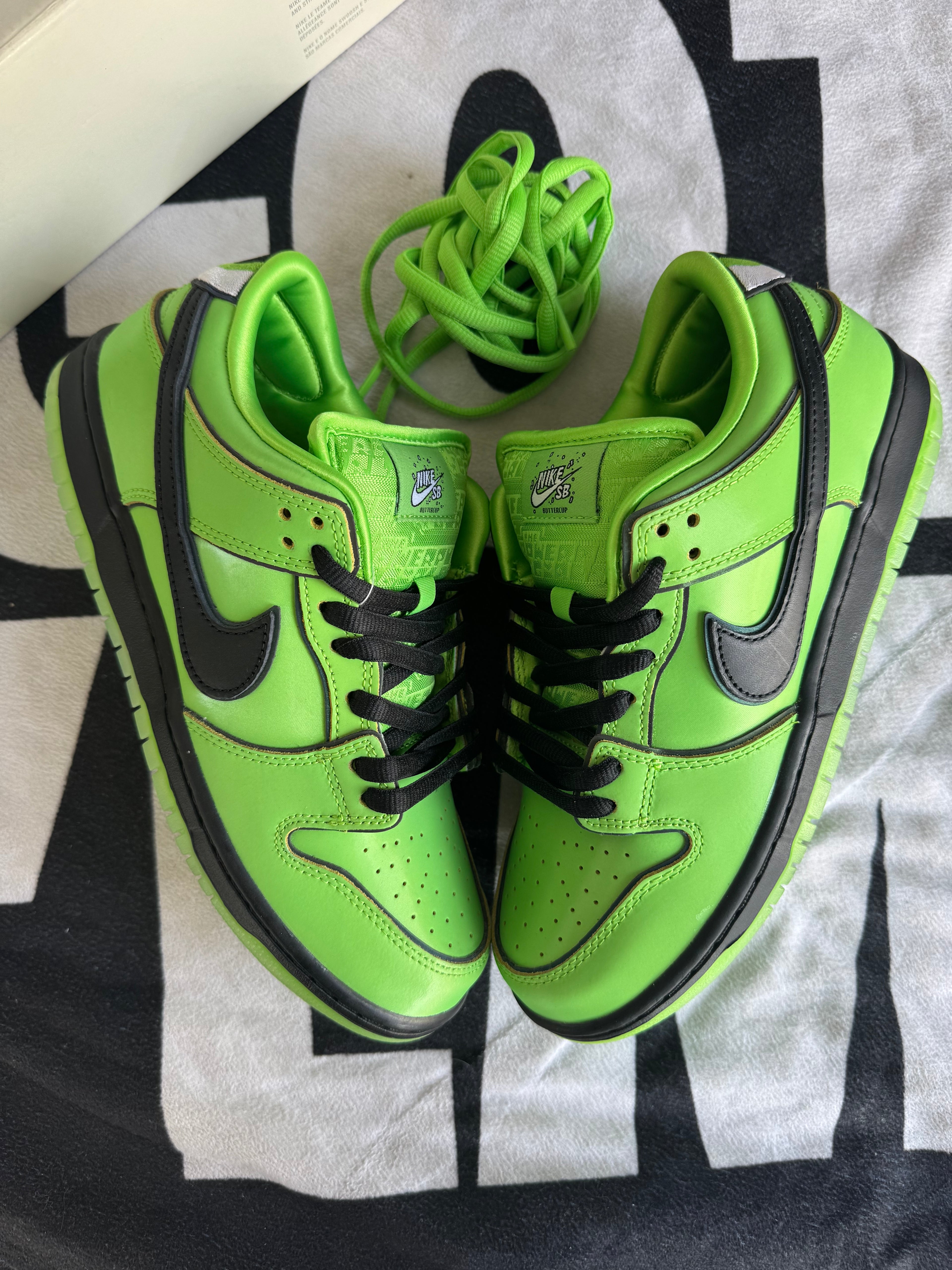 Nike SB Dunk Low The Powerpuff Girls Buttercup (Taille 41)