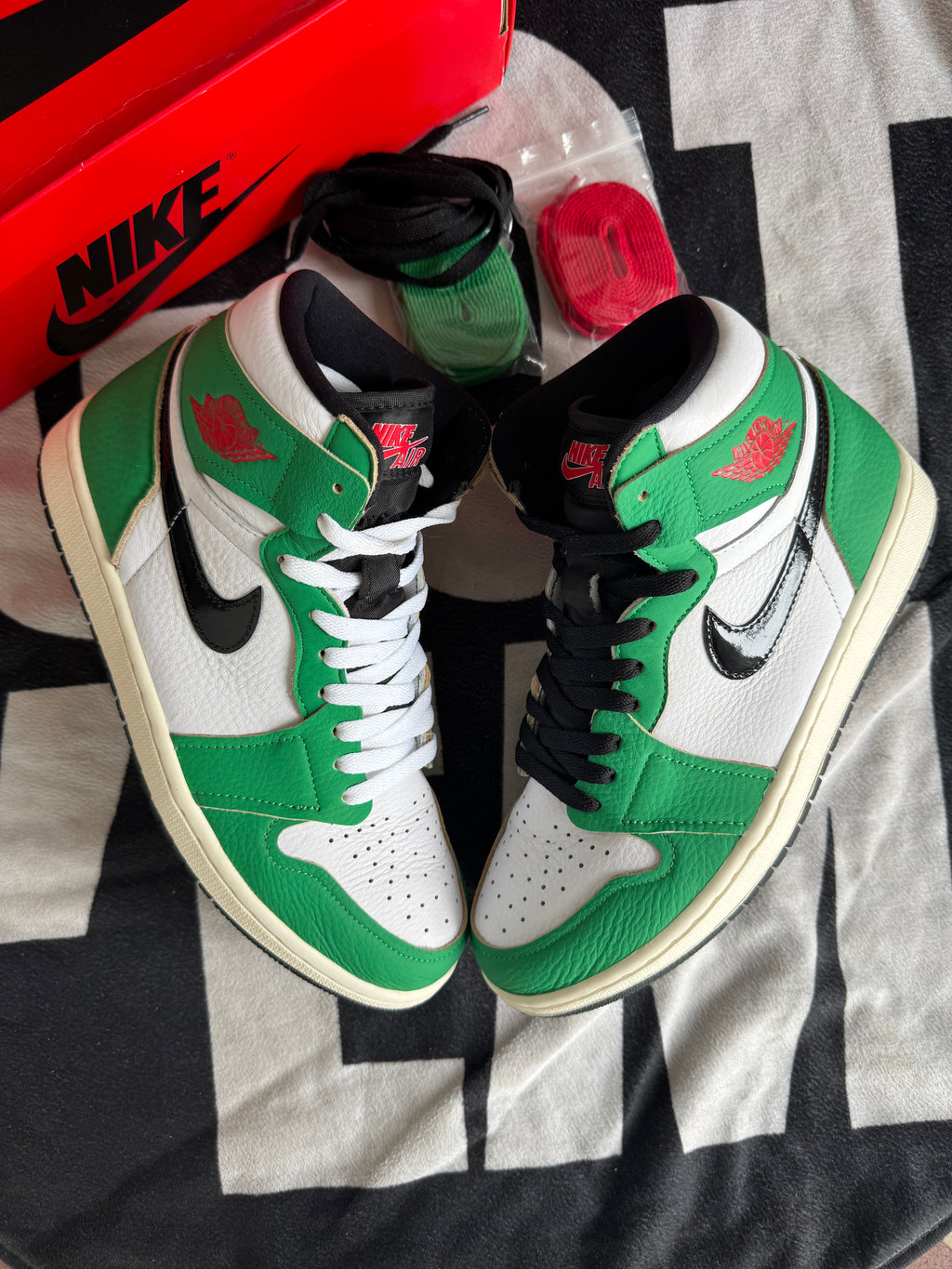 Jordan 1 High Lucky Green (Taille 42)