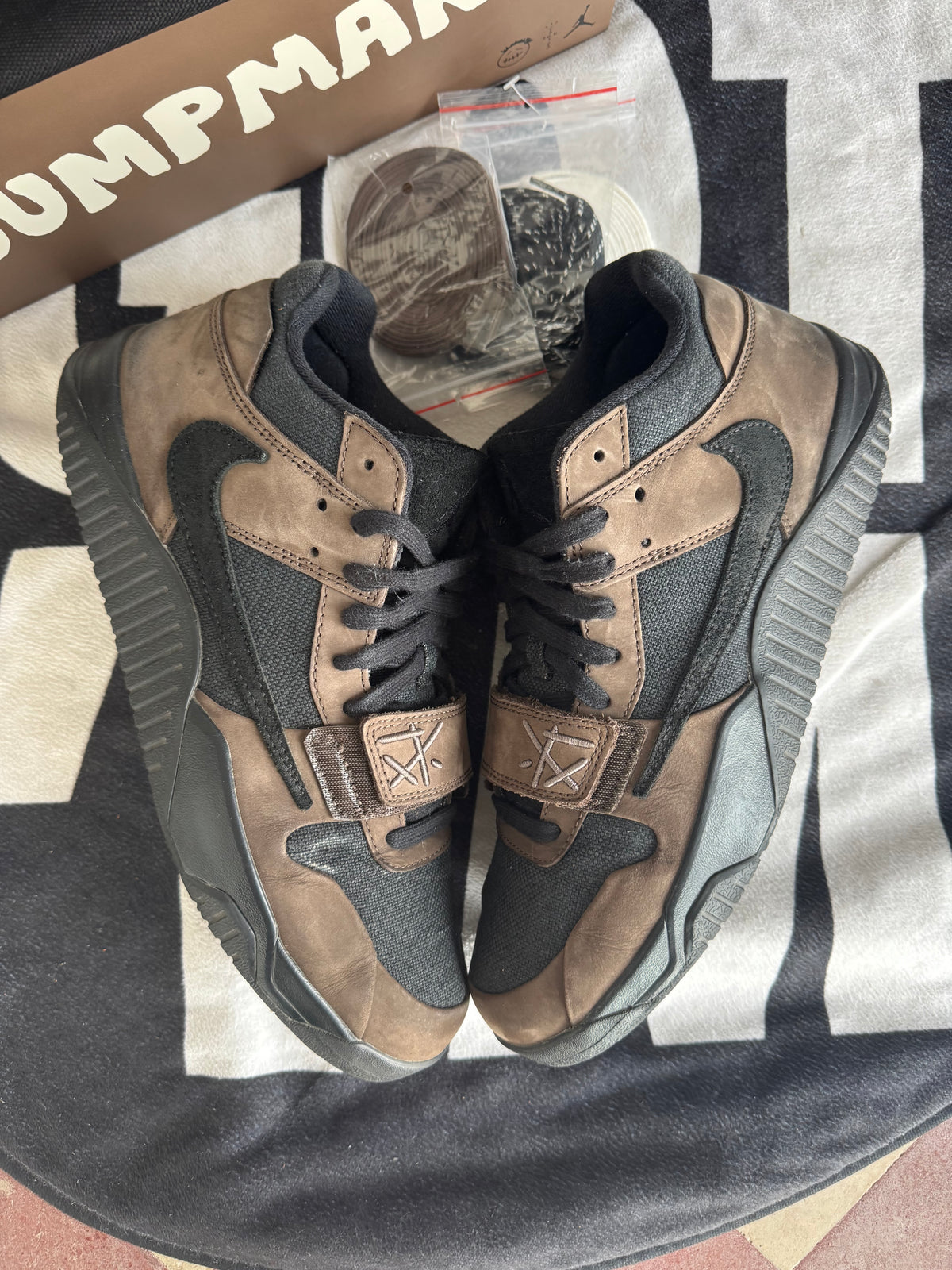 Jordan Jumpman Jack TR Travis Scott Dark Mocha (Taille 47.5)