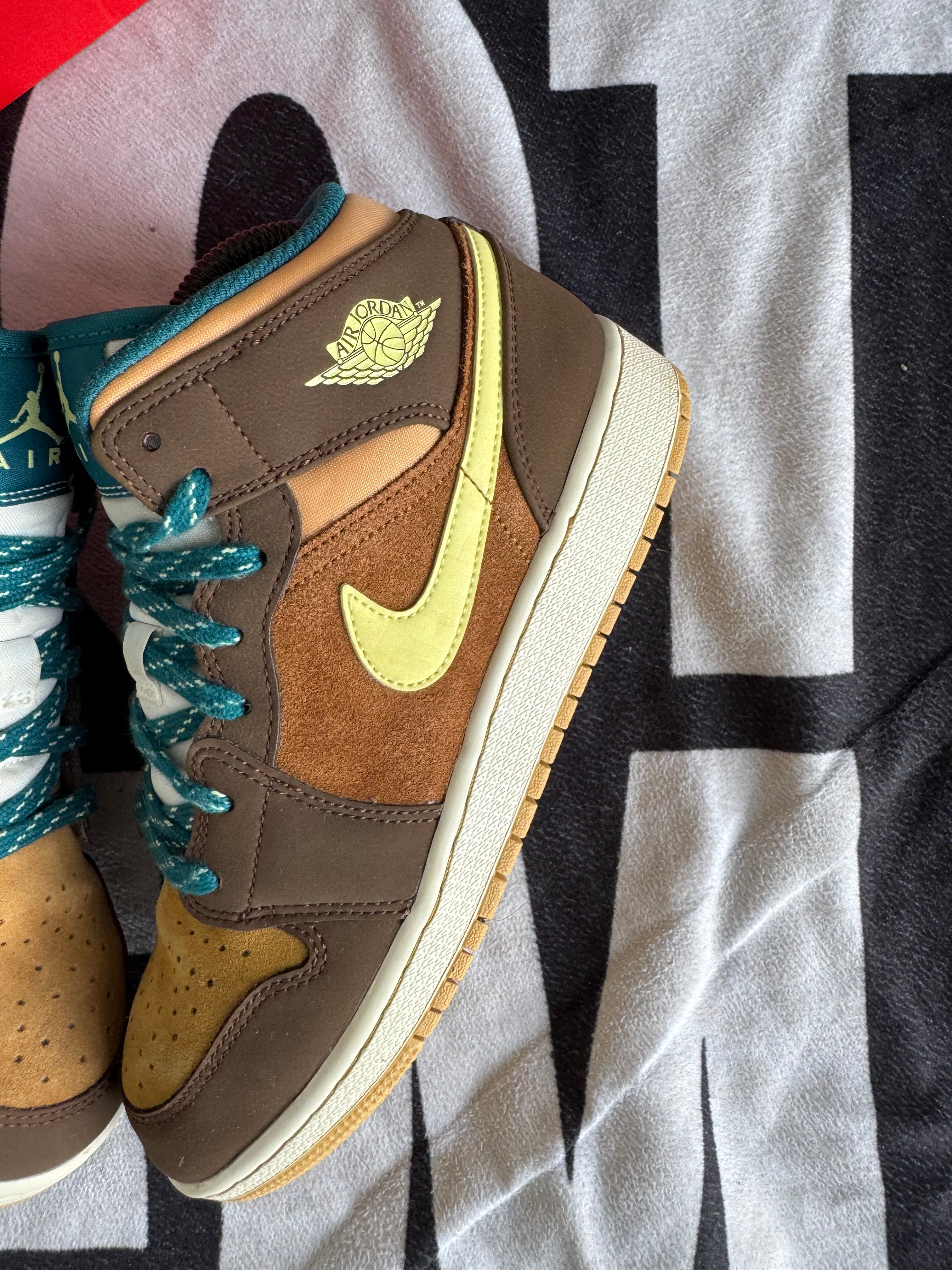 Jordan 1 Mid Cacao Wow (Taille 38.5)