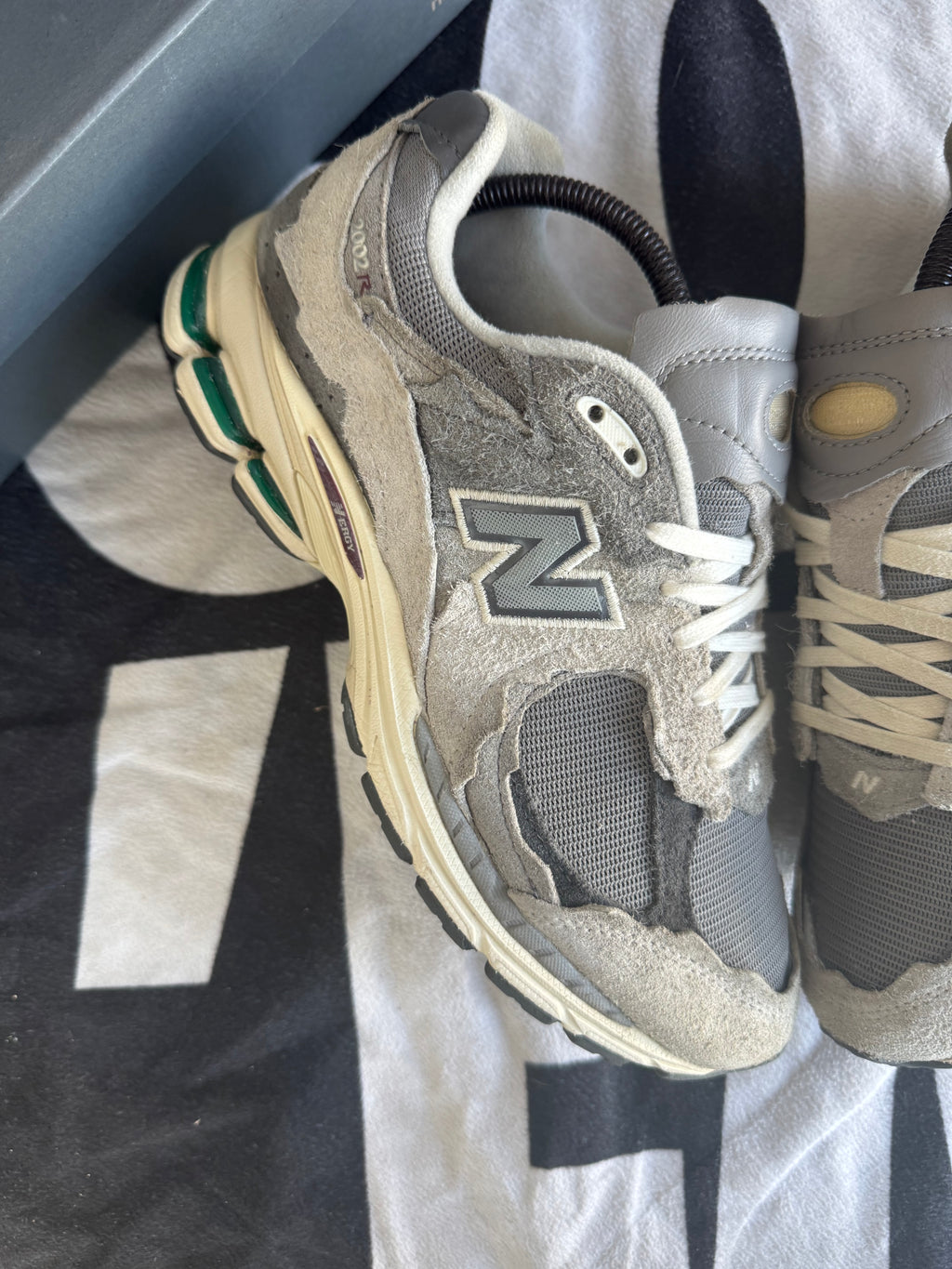 New Balance 2002R Protection Pack Rain Cloud (Taille 42)