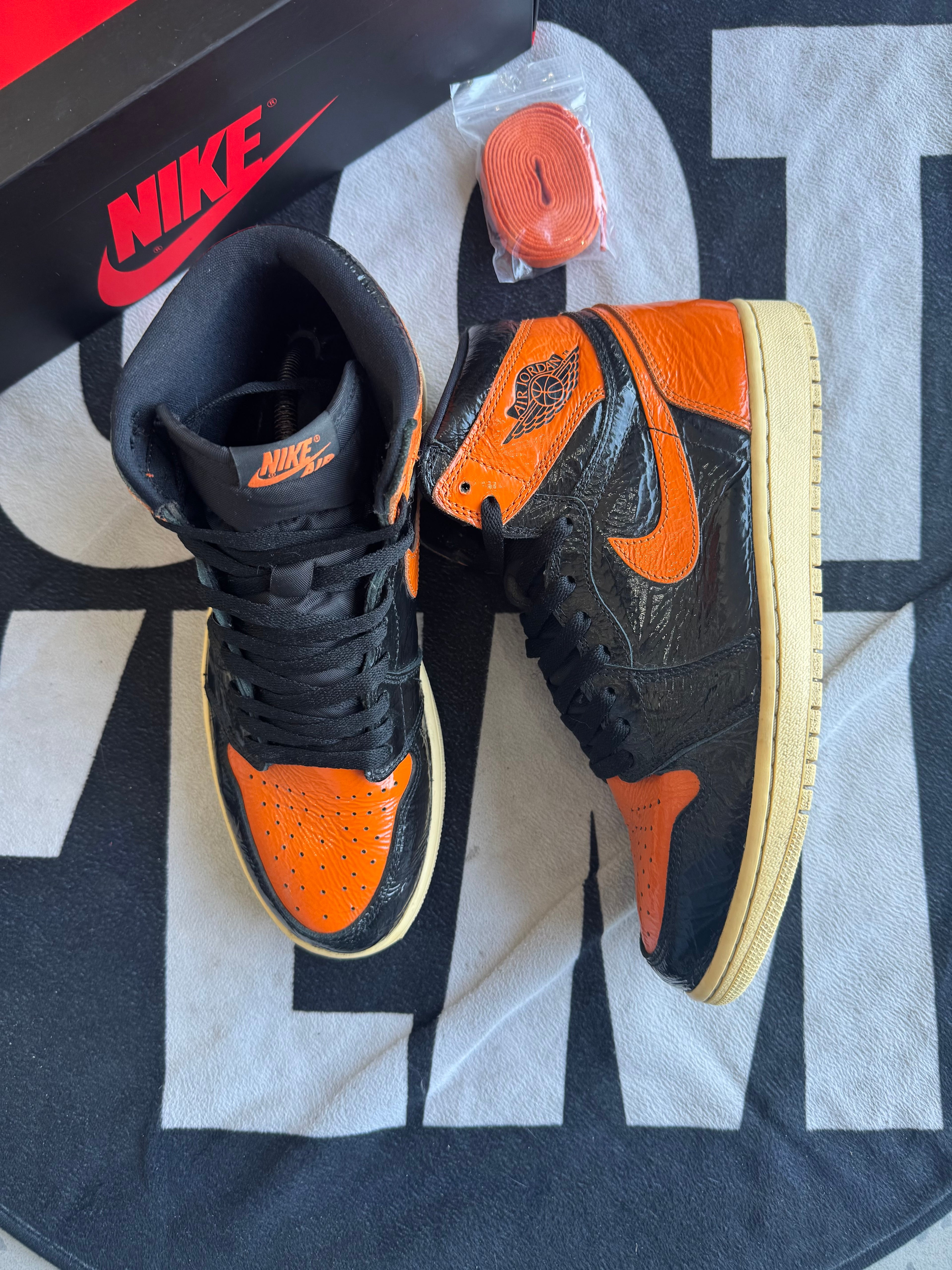 Jordan 1 High Shattered Backboard 3.0 (Taille 44)