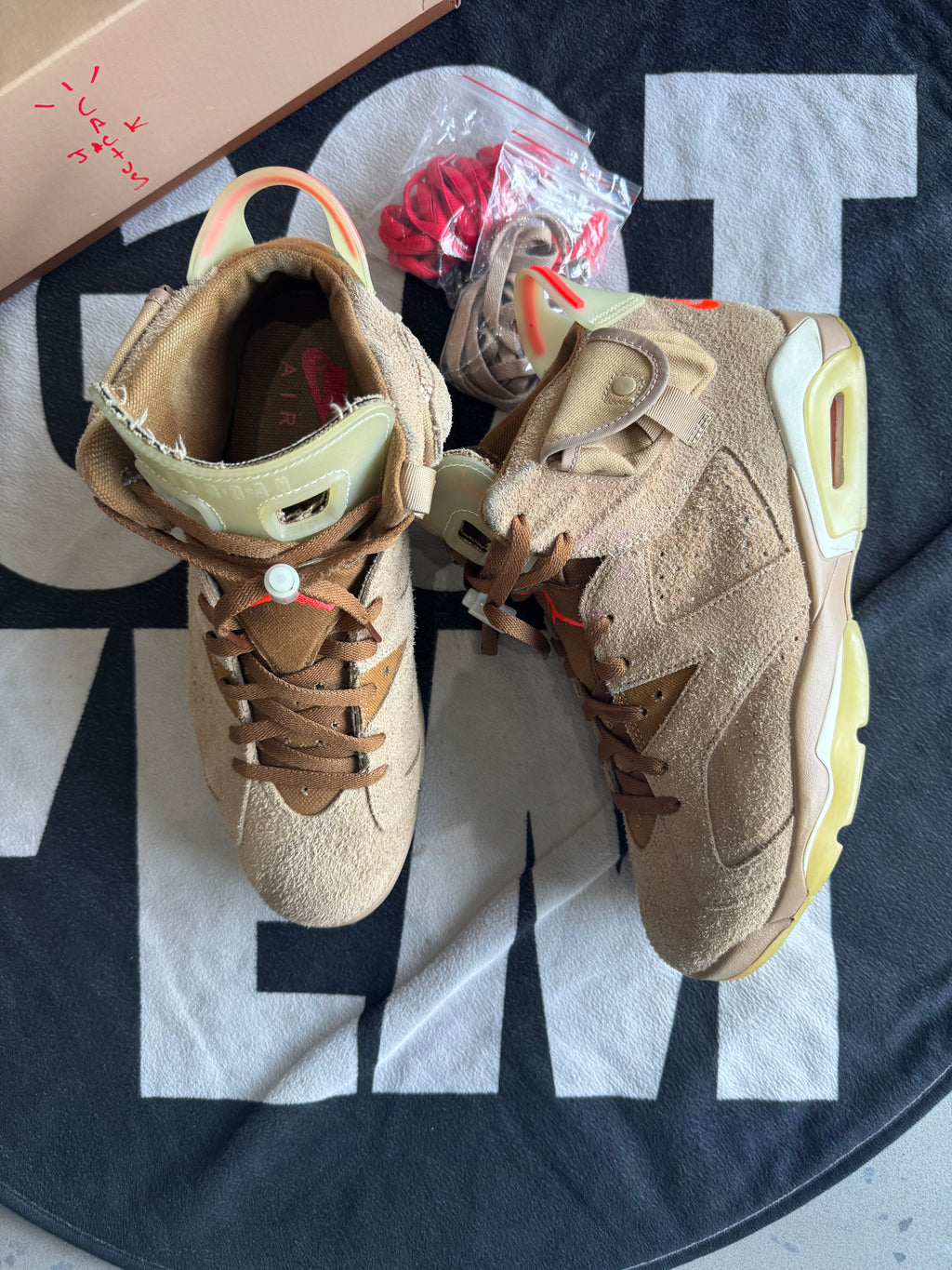 Jordan 6 Travis Scott British Khaki (Taille 45)