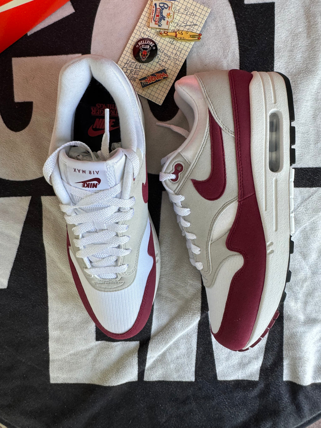 Nike Air Max 1 '87 Stranger Things Steve Harrington (Taille 45)
