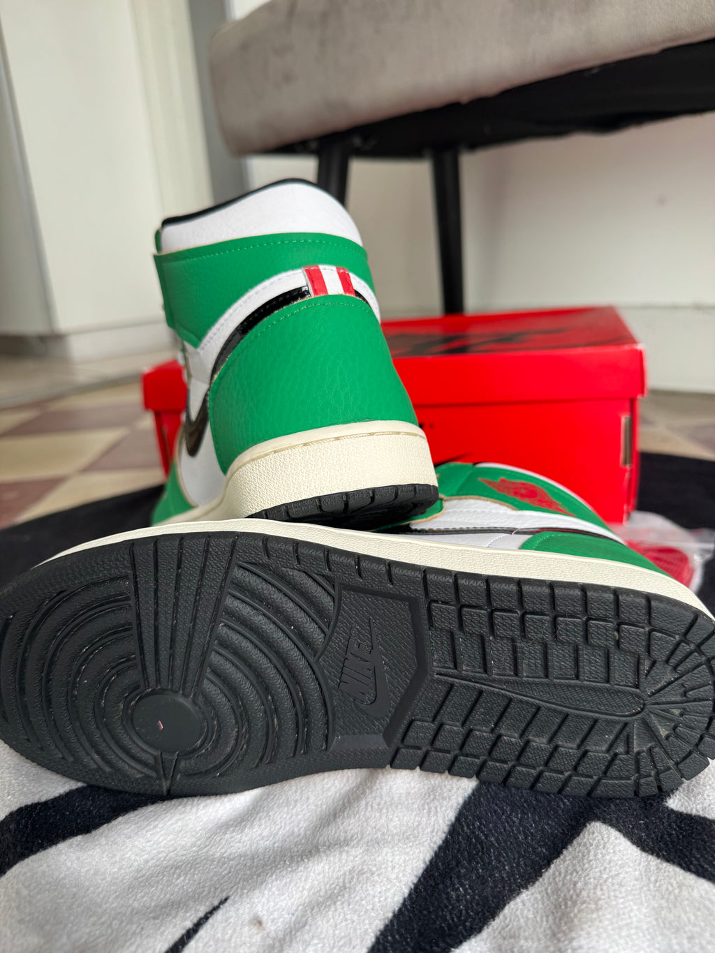 Jordan 1 High Lucky Green (Taille 42)