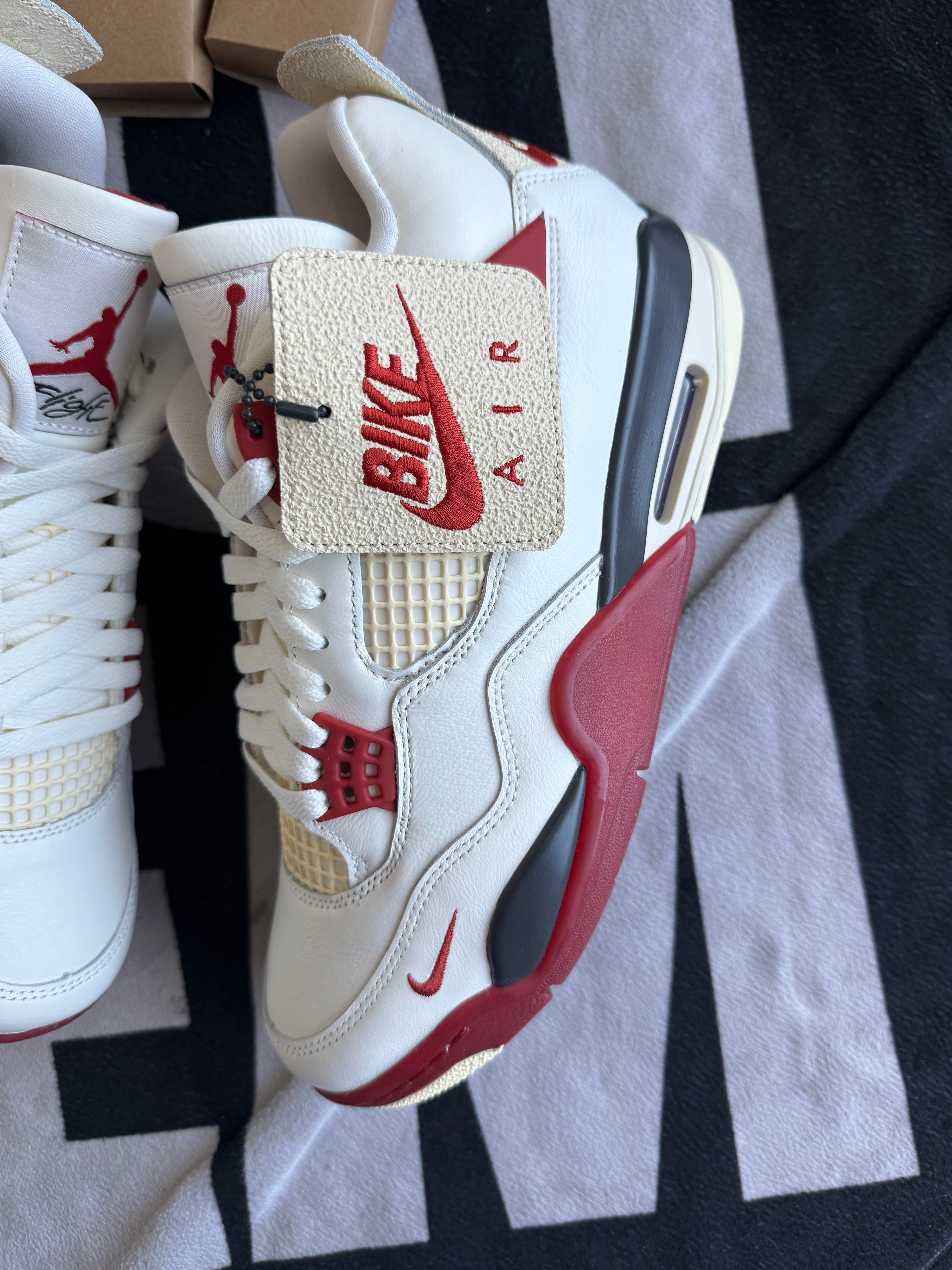 Jordan 4  Nigel Sylvester Brick After Brick (Taille 42)