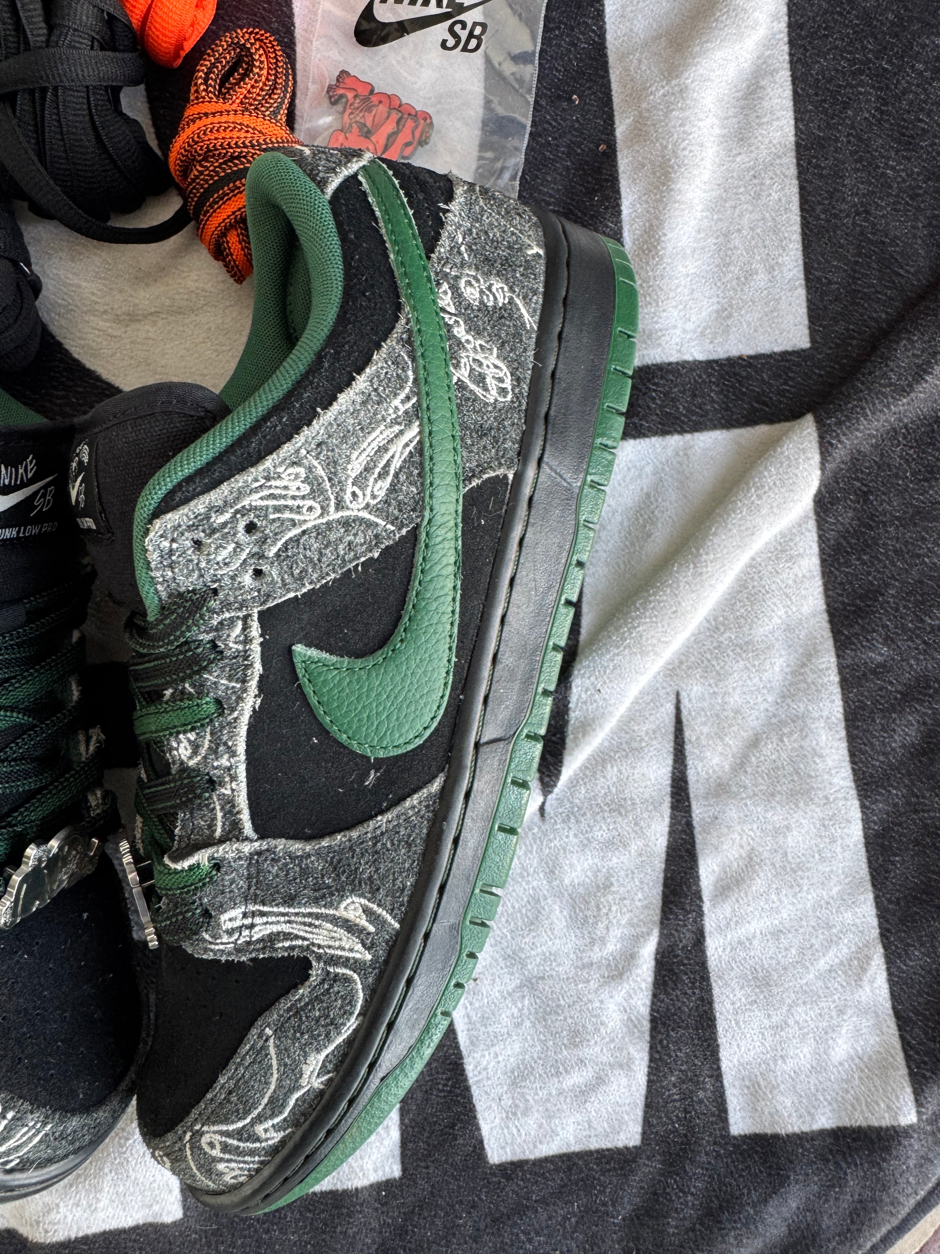 Nike SB Dunk Low There Skateboards (Taille 42.5)