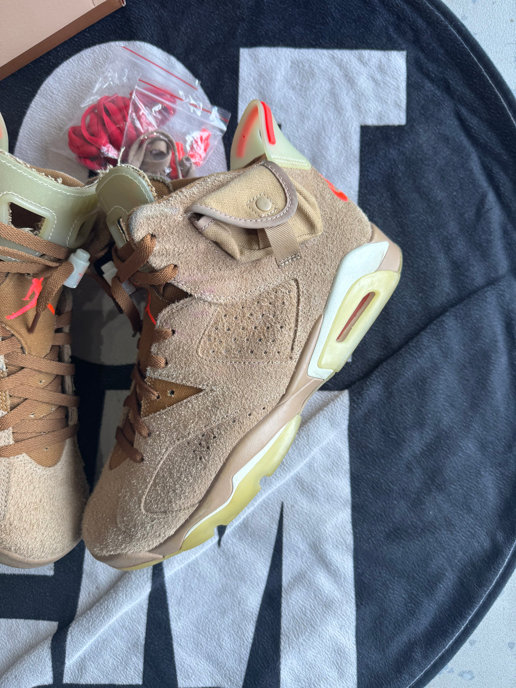 Jordan 6 Travis Scott British Khaki (Taille 45)