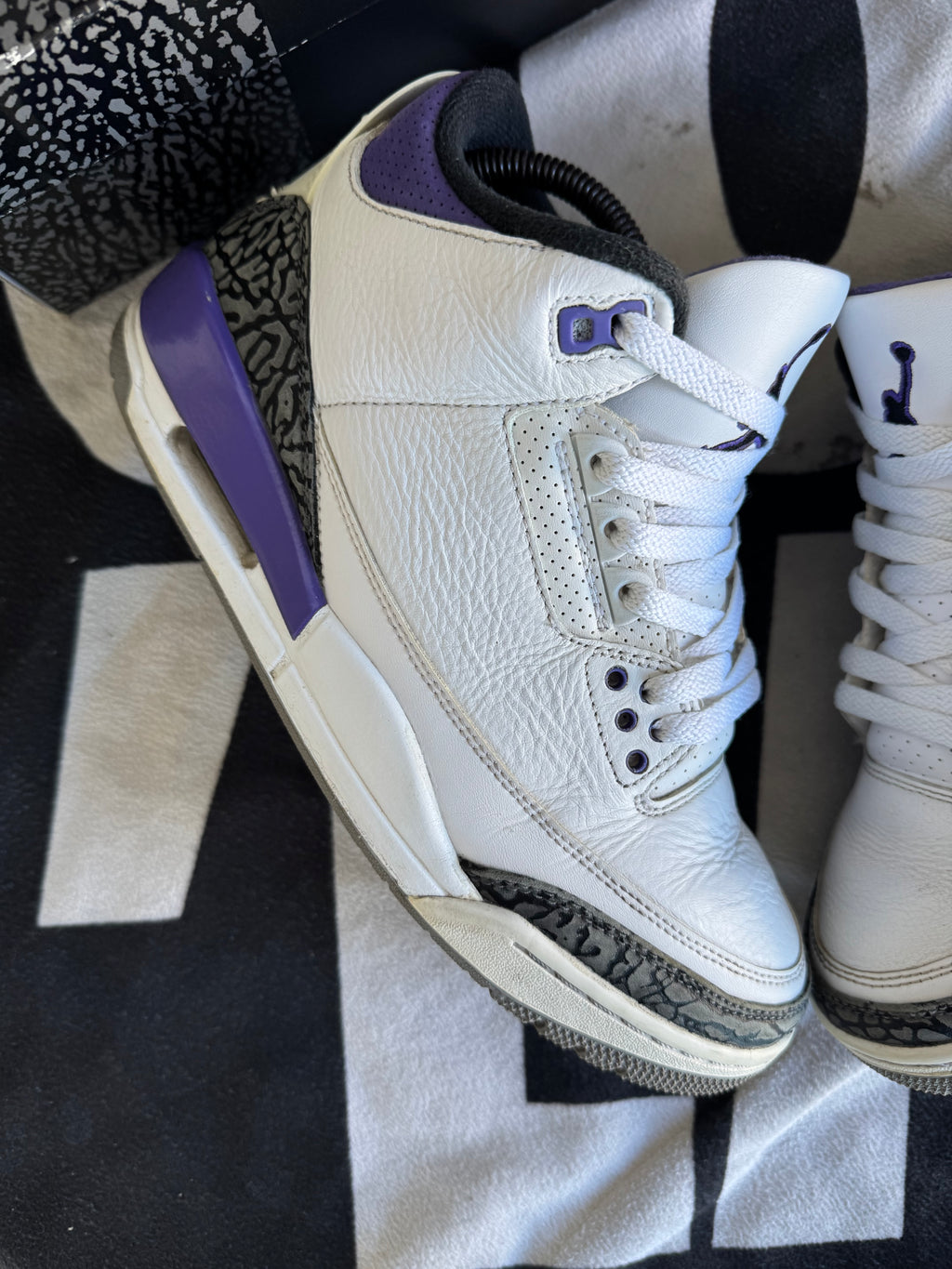 Jordan 3 Dark Iris (Taille 41)