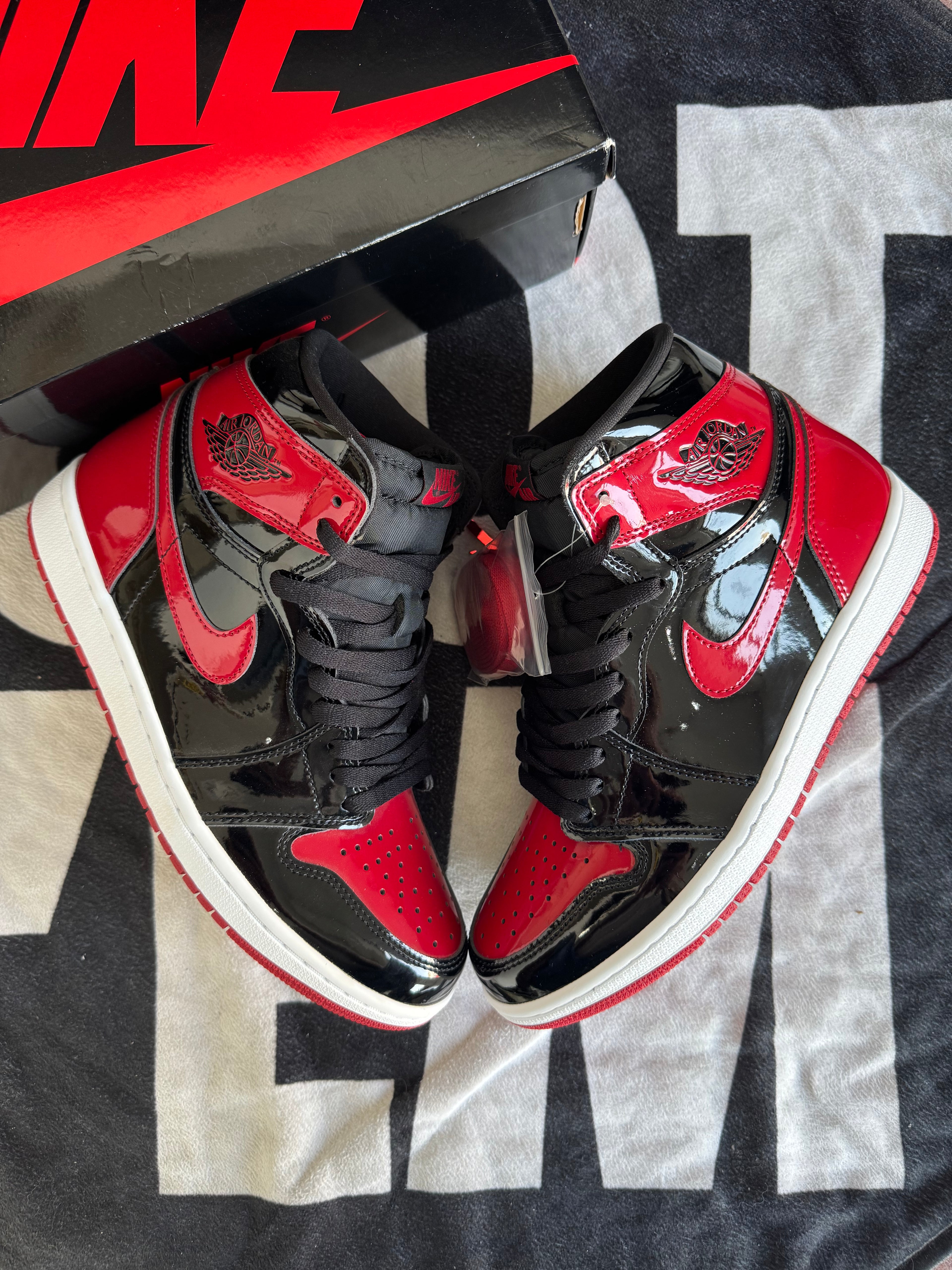 Air Jordan 1 Retro High OG Patent Bred (taille 42.5)