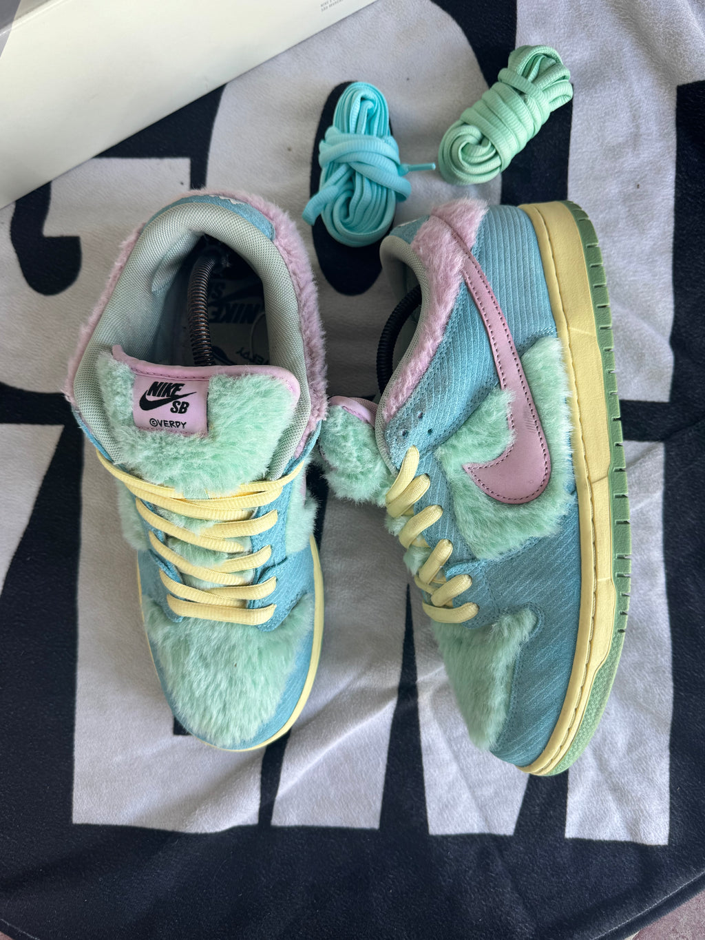 Nike SB Dunk Low Verdy Visty (Taille 44.5)