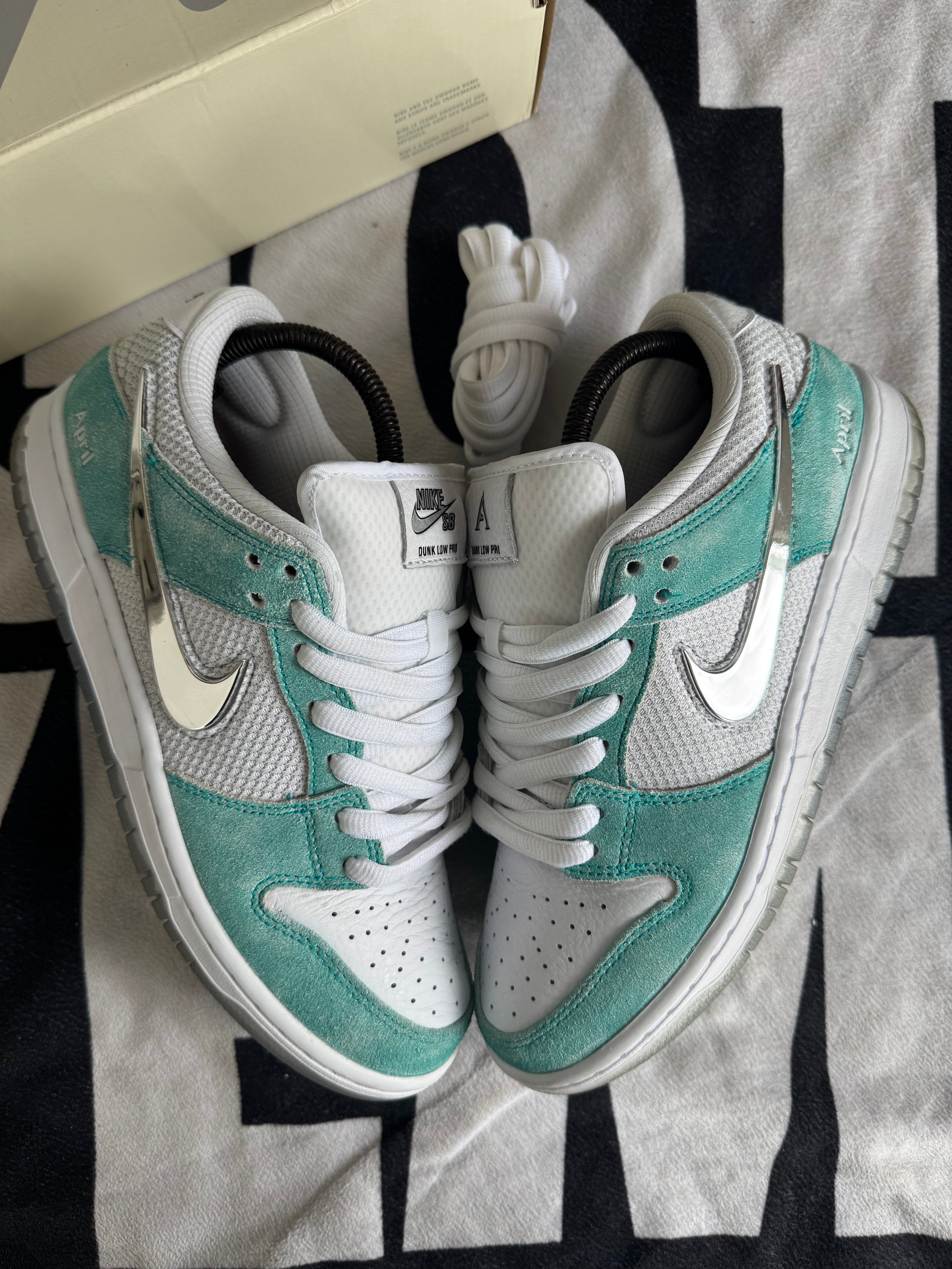 Nike SB Dunk Low April Skateboards (Taille 41)