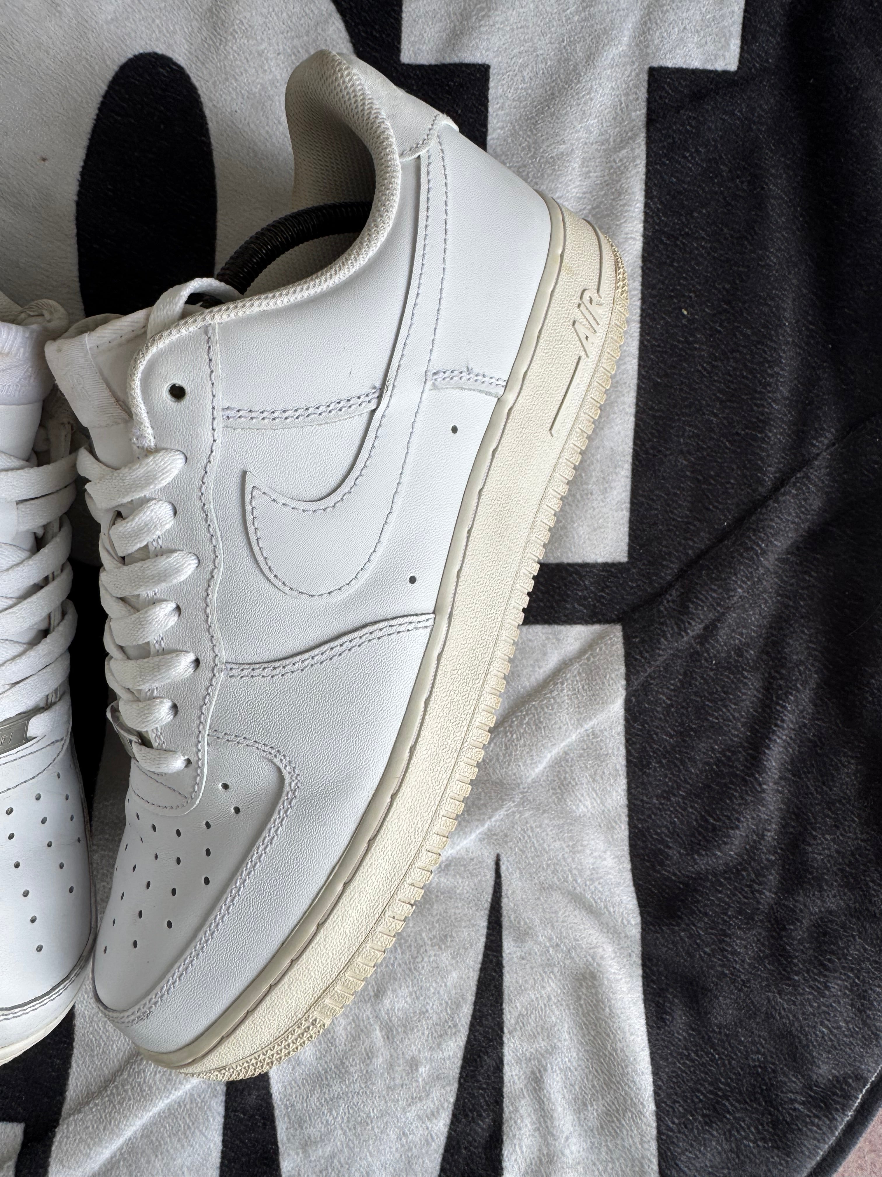 Nike Air Force 1 Low '07 White (Taille 45)