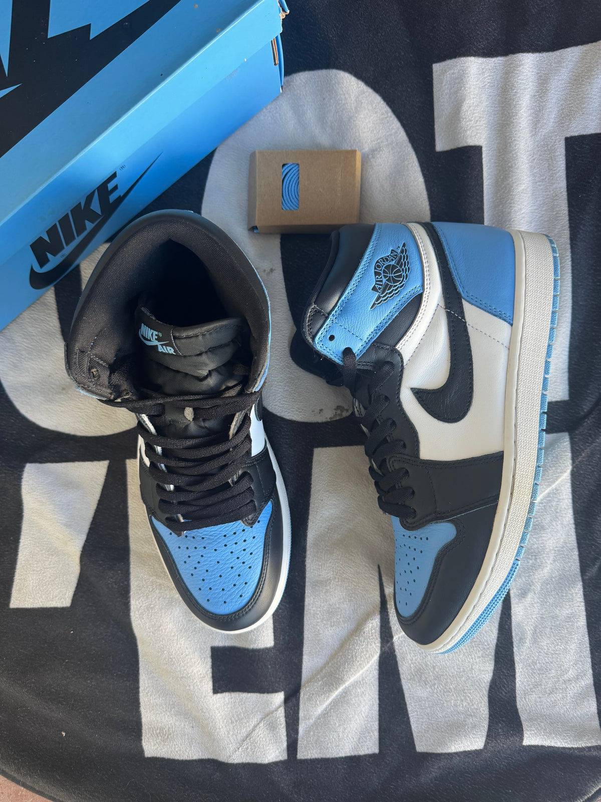Jordan 1 High UNC Toe (Taille 44)