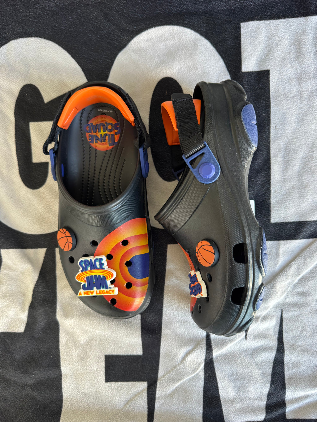 Crocs Classic All-Terrain Clog Space Jam (Taille 42)