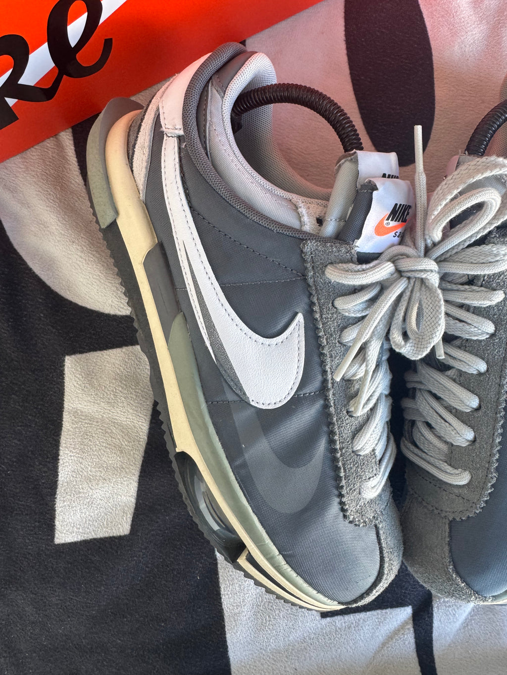 Nike Cortez 4.0 Sacai Iron Grey (Taille 42)