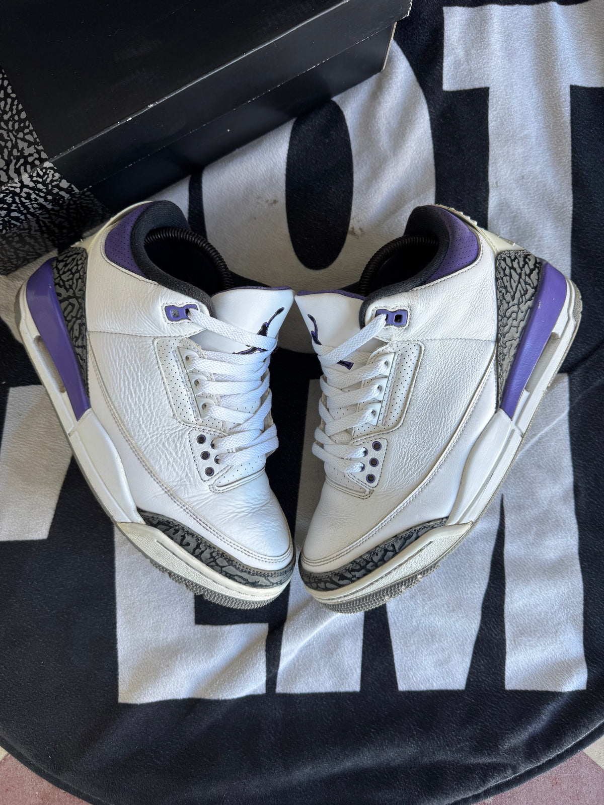 Jordan 3 Dark Iris (Taille 41)