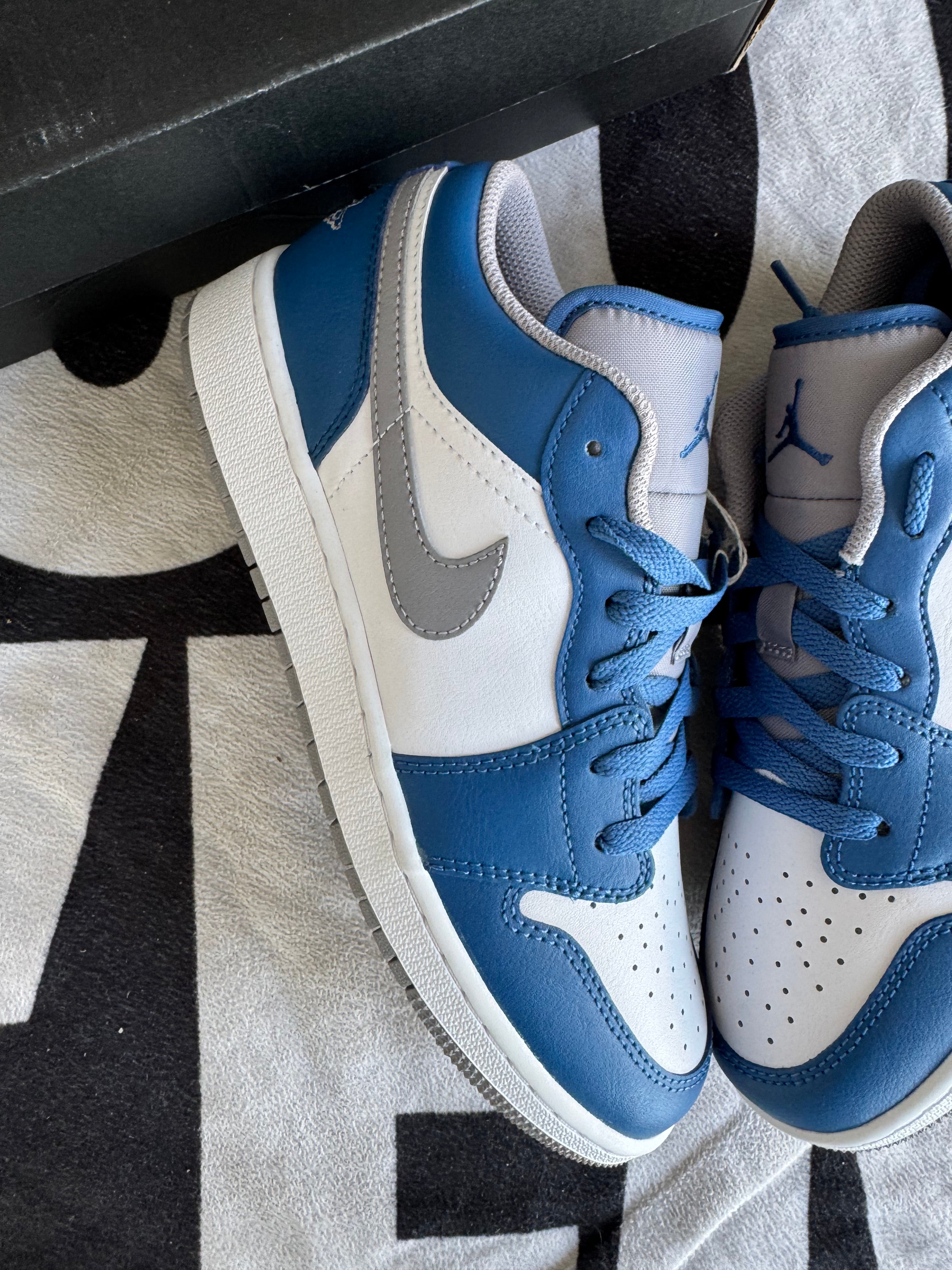 Jordan 1 Low True Blue (Taille 38)