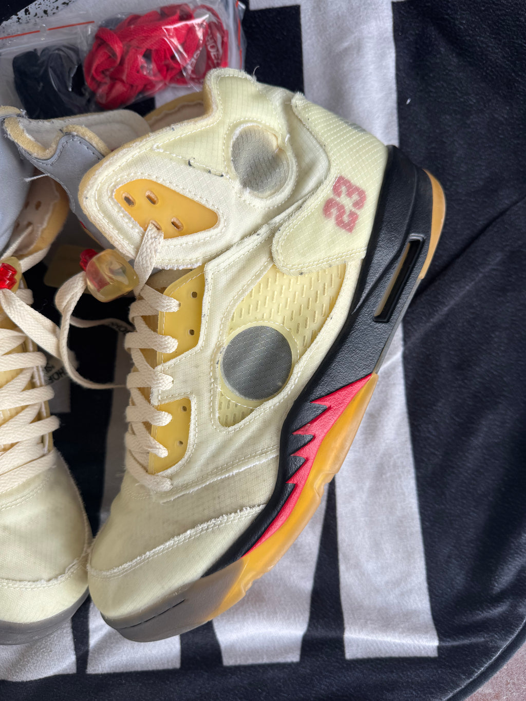 Jordan 5 Off-White Sail (Taille 47.5)