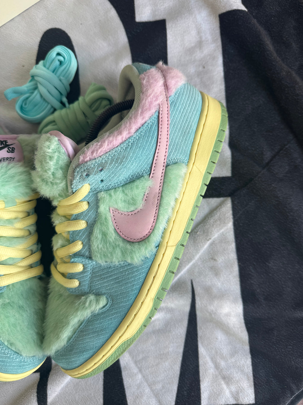 Nike SB Dunk Low Verdy Visty (Taille 44.5)