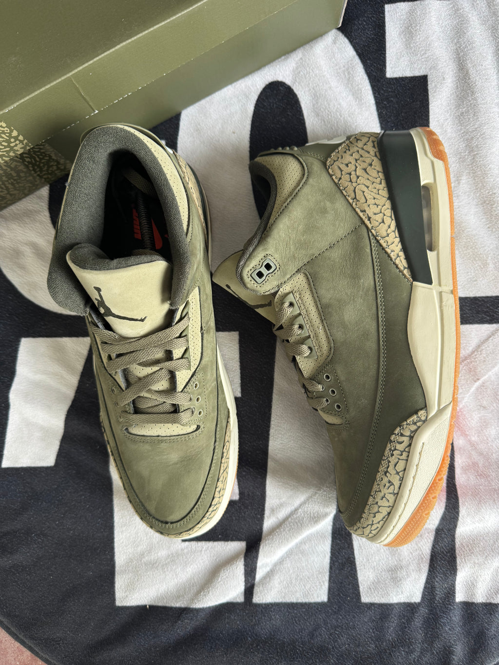 Jordan 3 Family Affair (Taille 47)
